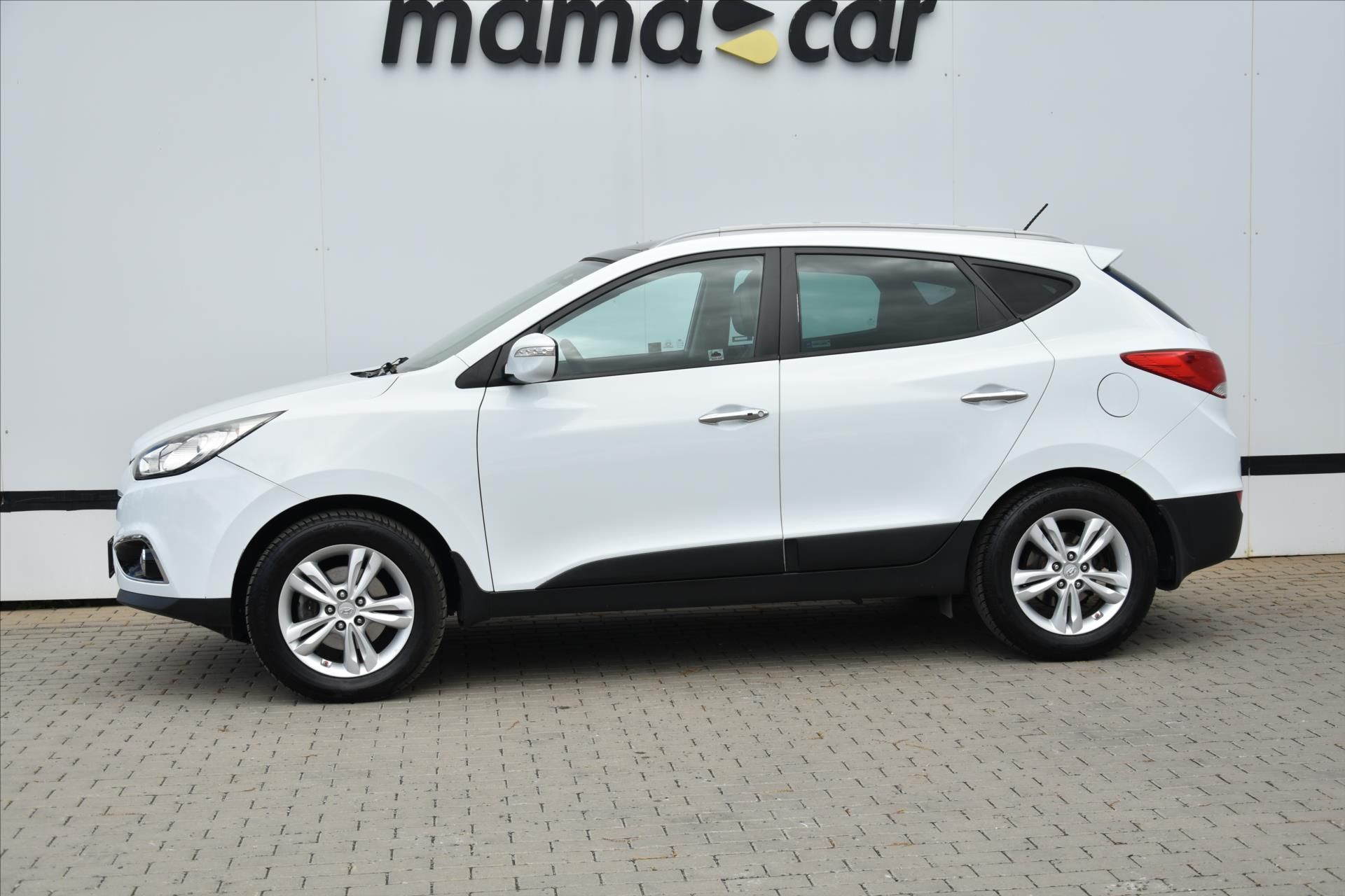 Hyundai ix35, 2.0 CRDI 100kW 4x4 SERVIS ČR - fotka 4