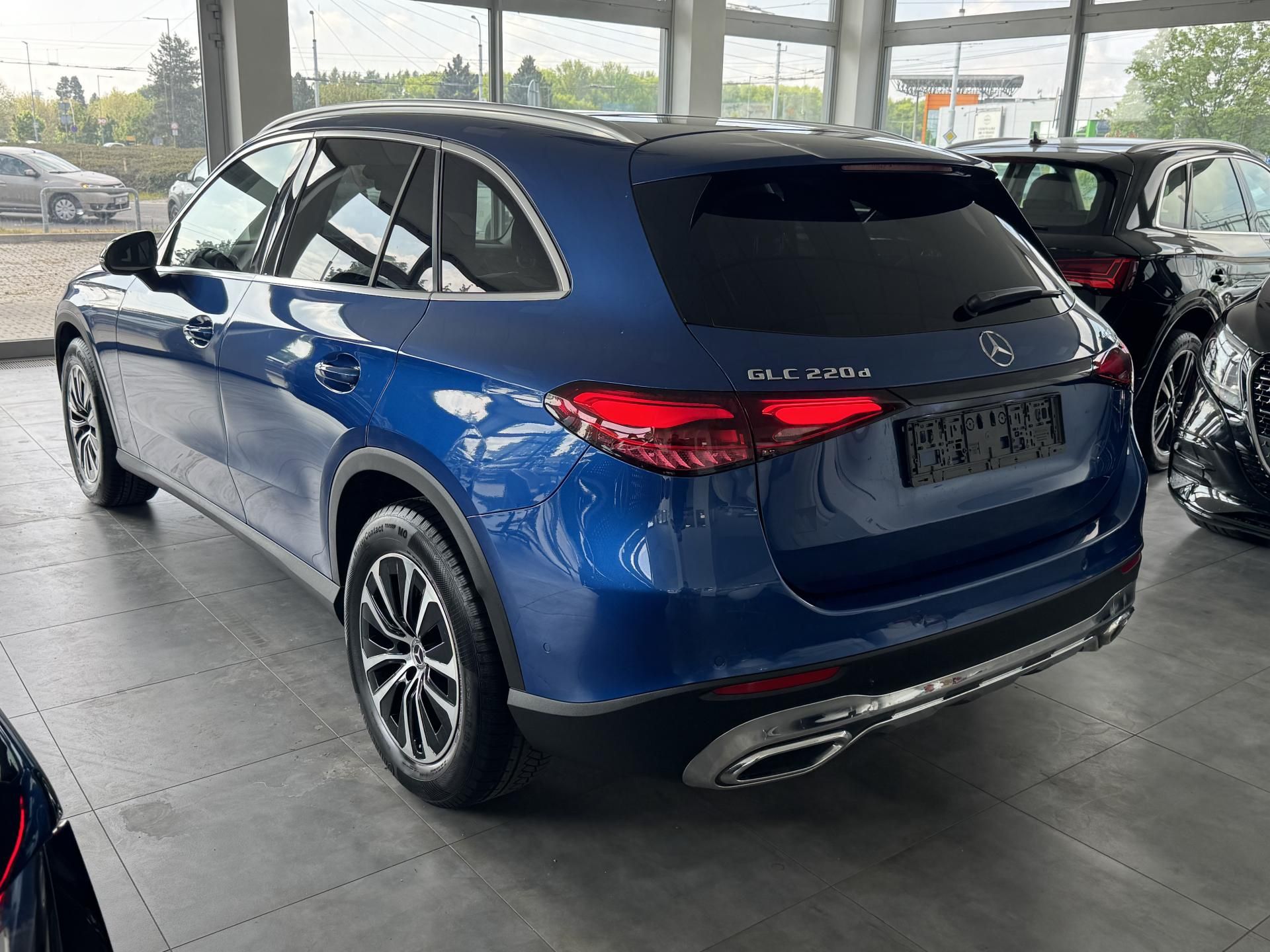 Mercedes-Benz GLC, 220d 4MATIC LED AVANTGARDE - fotka 5