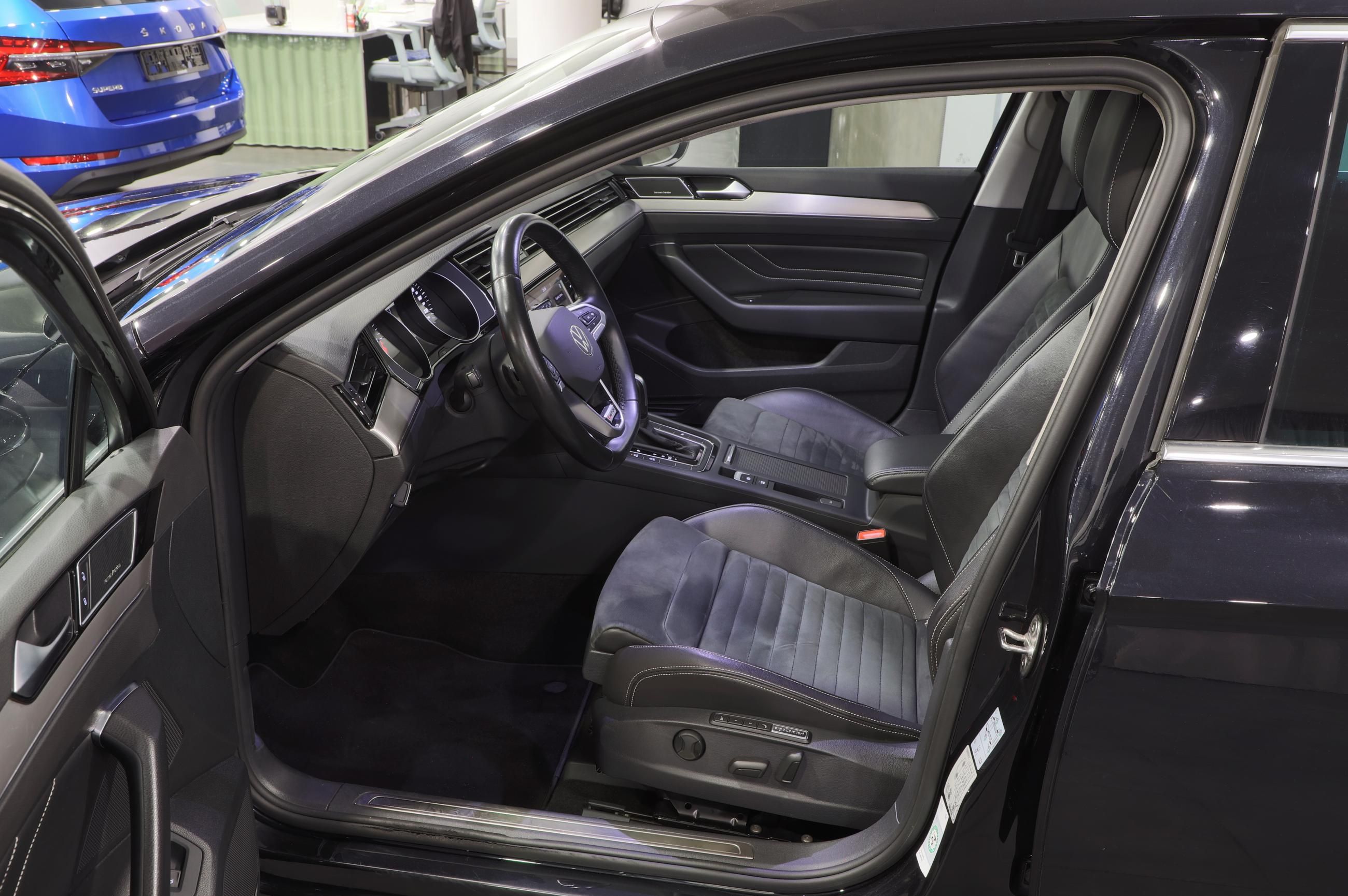 Volkswagen Passat Variant, 2.0 TDI 147kW 4x4 DSG Elegance - fotka 5