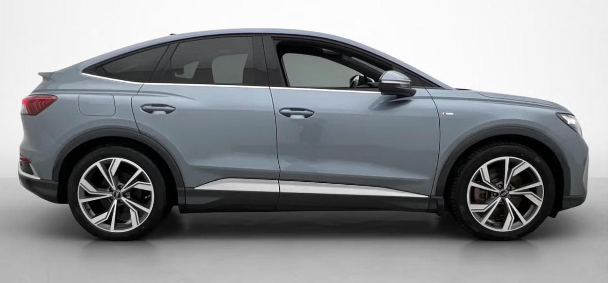 Audi Q4 e-tron, 40 Sportback e-tron S-Line Kam - fotka 4