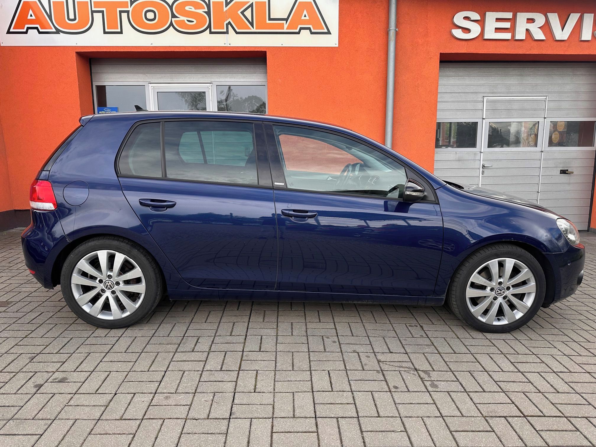 Volkswagen Golf, 2.0 TDI 103 kW 4Motion Style - fotka 4