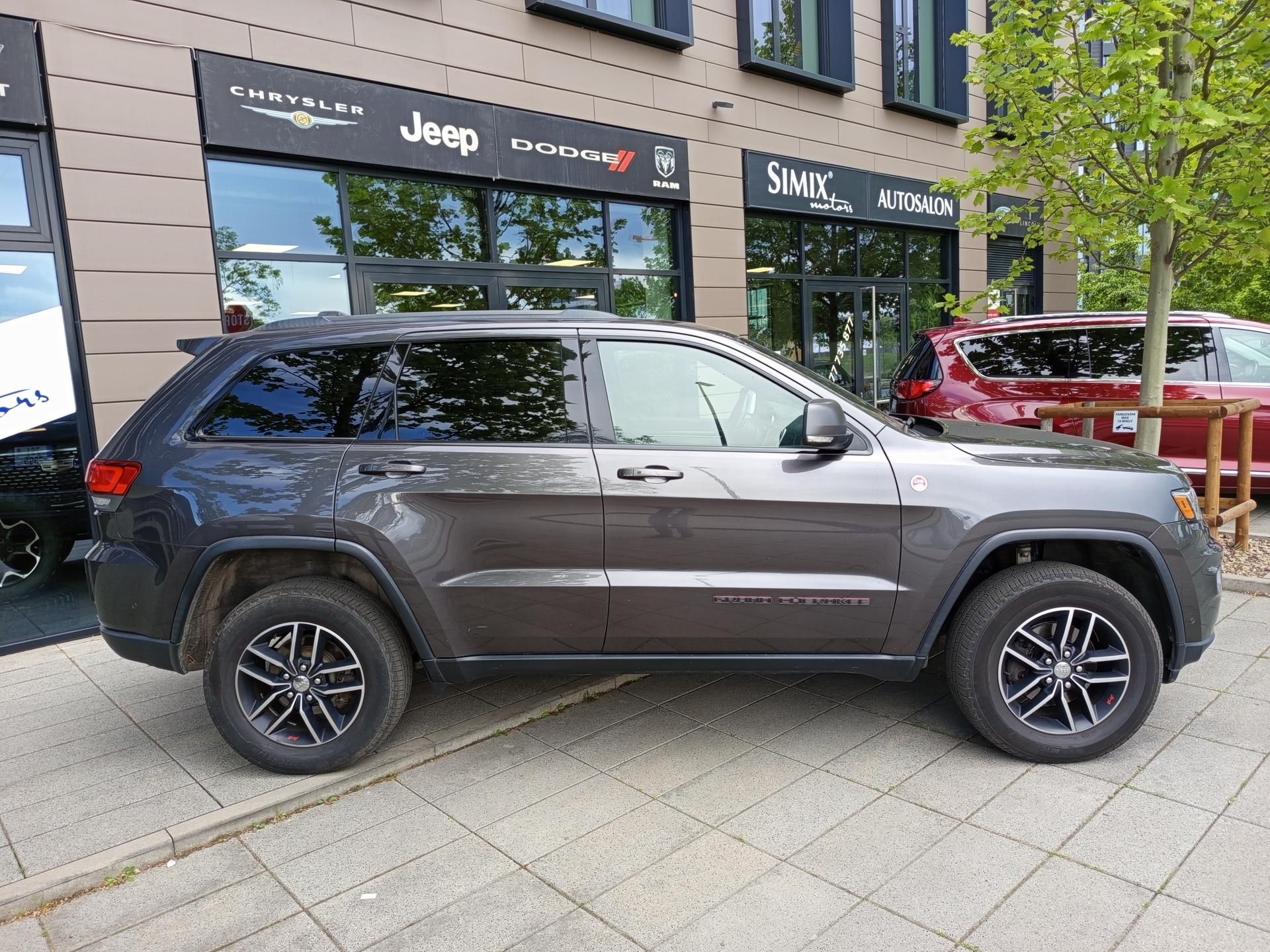 Jeep Grand Cherokee, Trailhawk AWD, TZ 2 800 kg - fotka 2