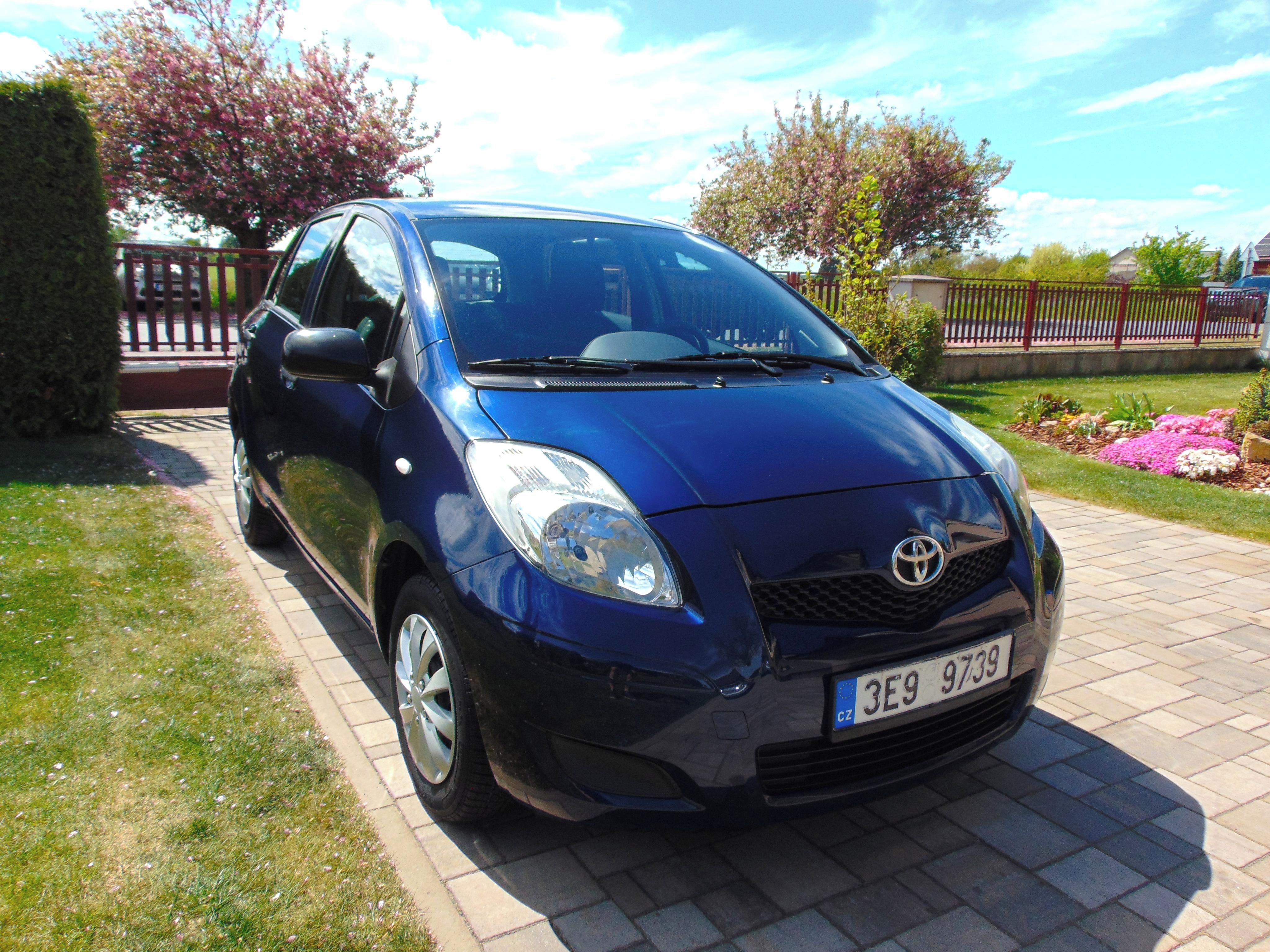 Toyota Yaris, ČR,1.MAJ.,PO SERVISE,SENZORY - fotka 3
