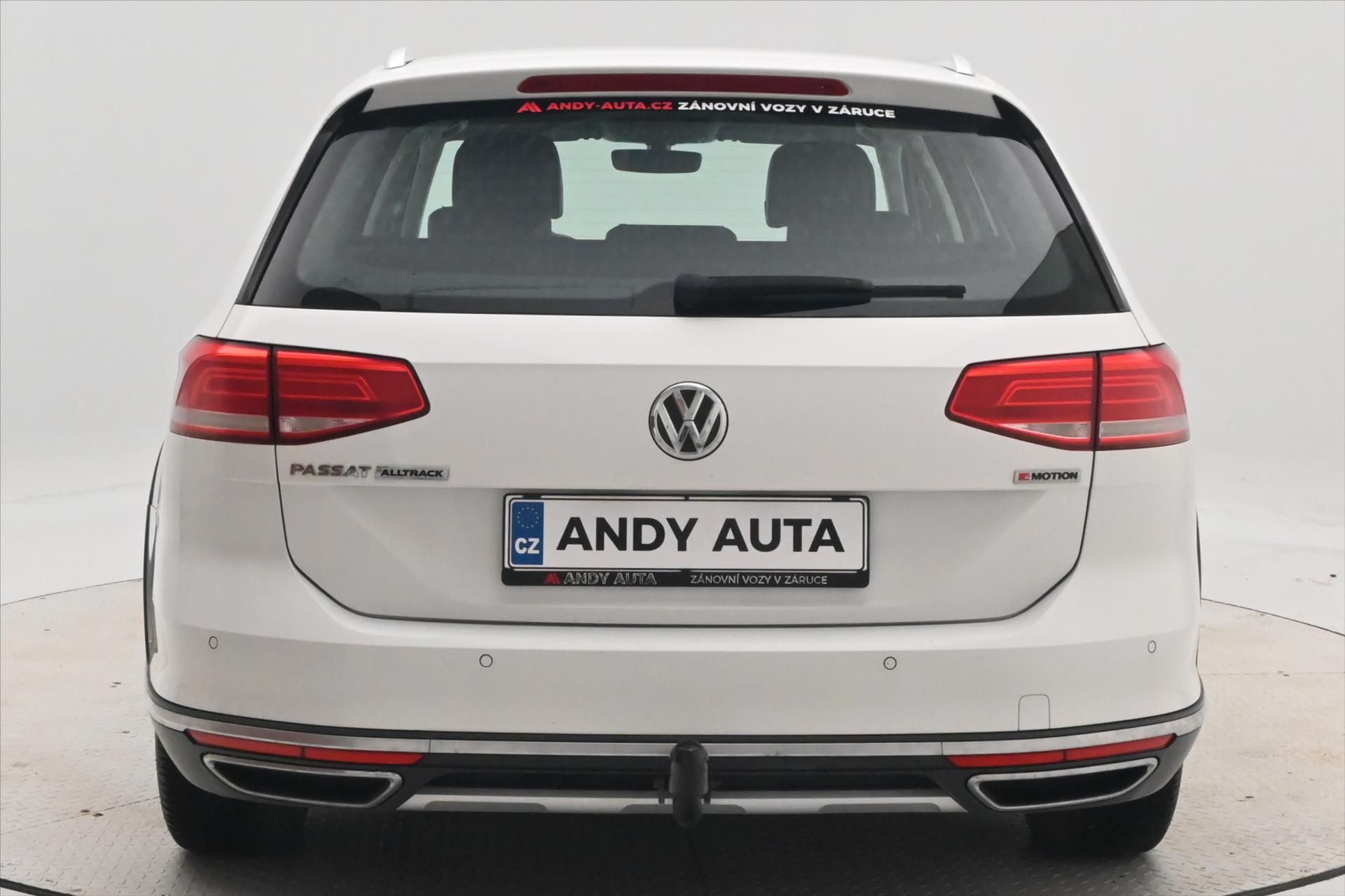 Volkswagen Passat, 2,0 TDI 140kW DSG Alltrack 4Mo - fotka 6