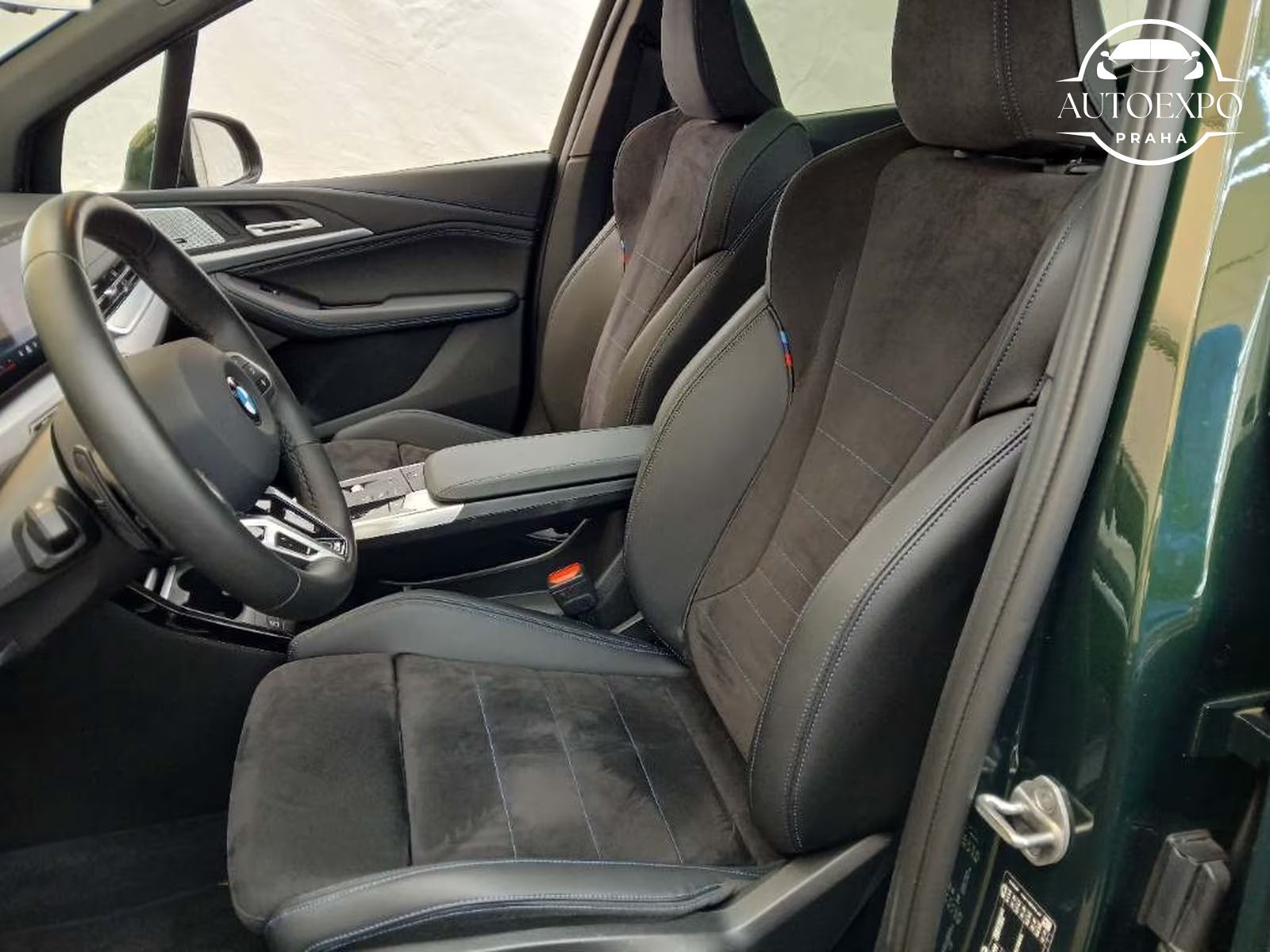 BMW Řada 2, 218i Active Tourer M Sport - fotka 4