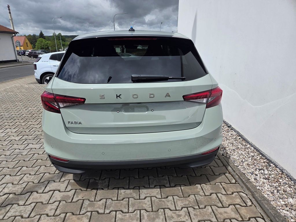Škoda Fabia, Dynamic 1,0TSI 85kW - fotka 6