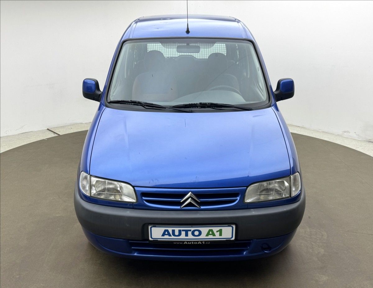 Citroën Berlingo, 1,6 i 80kW SERVIS TAŽNÉ KLIMA - fotka 2
