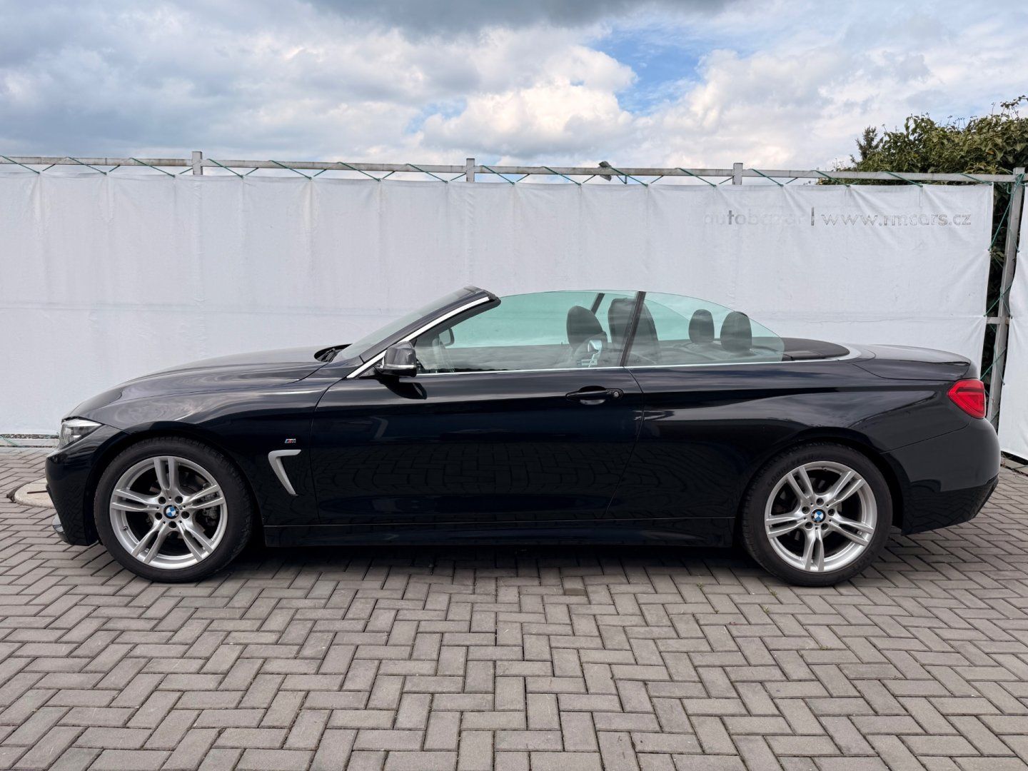 BMW Řada 4, 420d *CABRIO*M-PACKET*HARMAN* - fotka 5