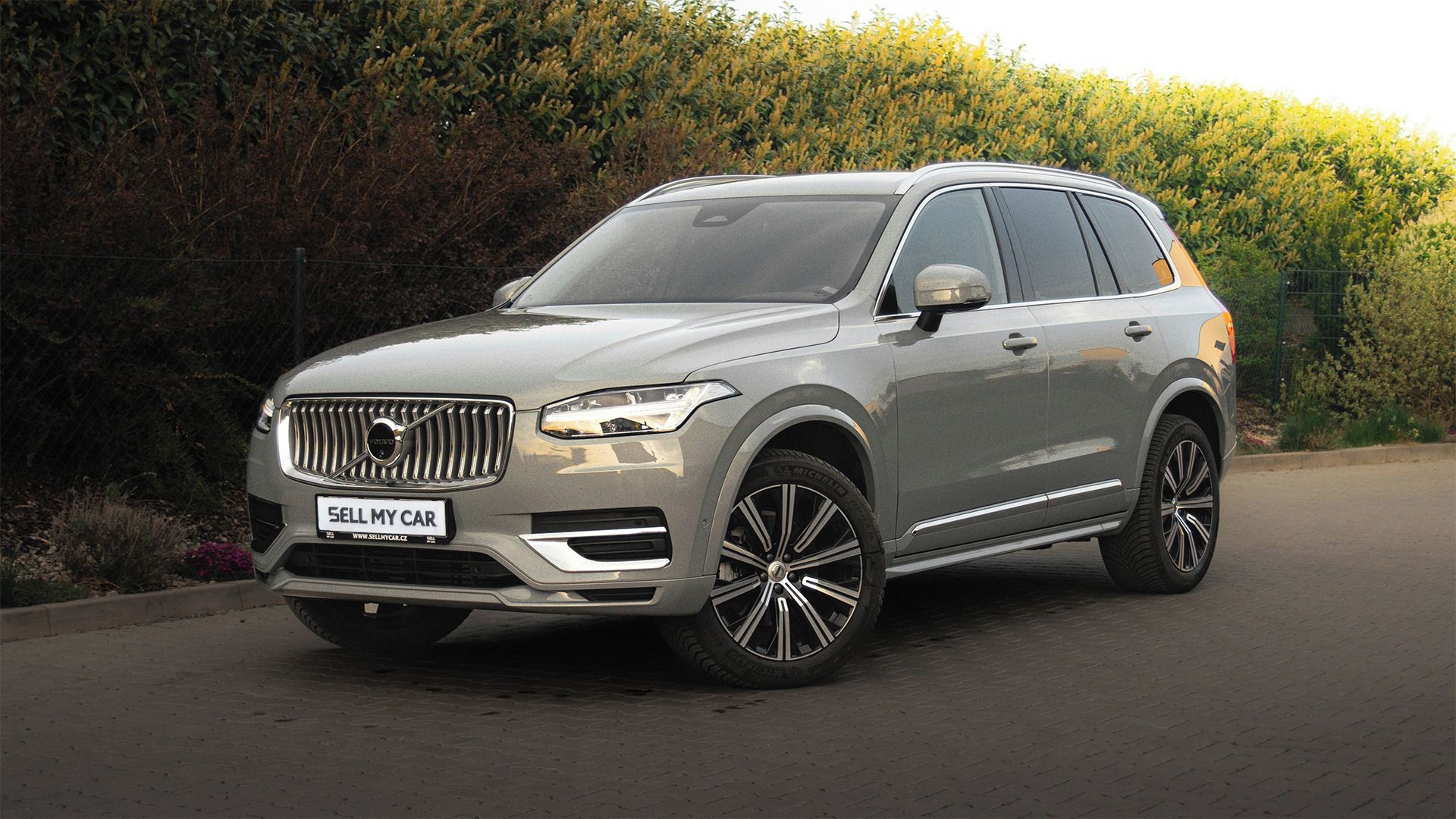 Volvo XC90, B5 2,0/173kW AWD ČR DPH 7.Míst