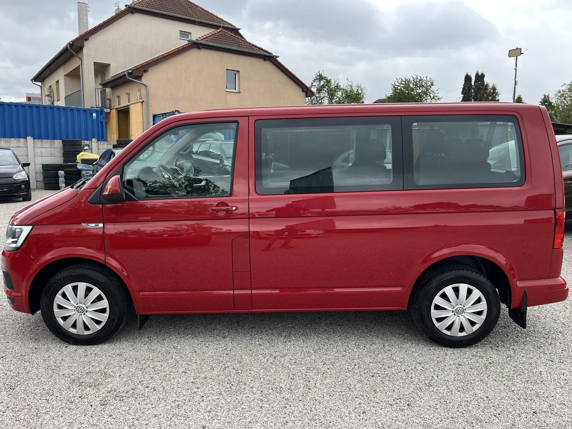Volkswagen Caravelle, 2.0TDi 110kw DSG 8míst - fotka 4