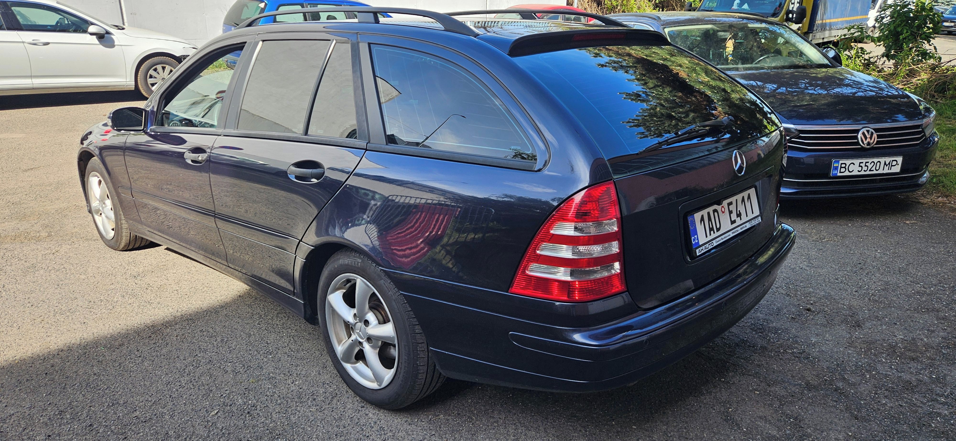 Mercedes-Benz Třídy C, 200cdi velmi dobrý stav - fotka 3