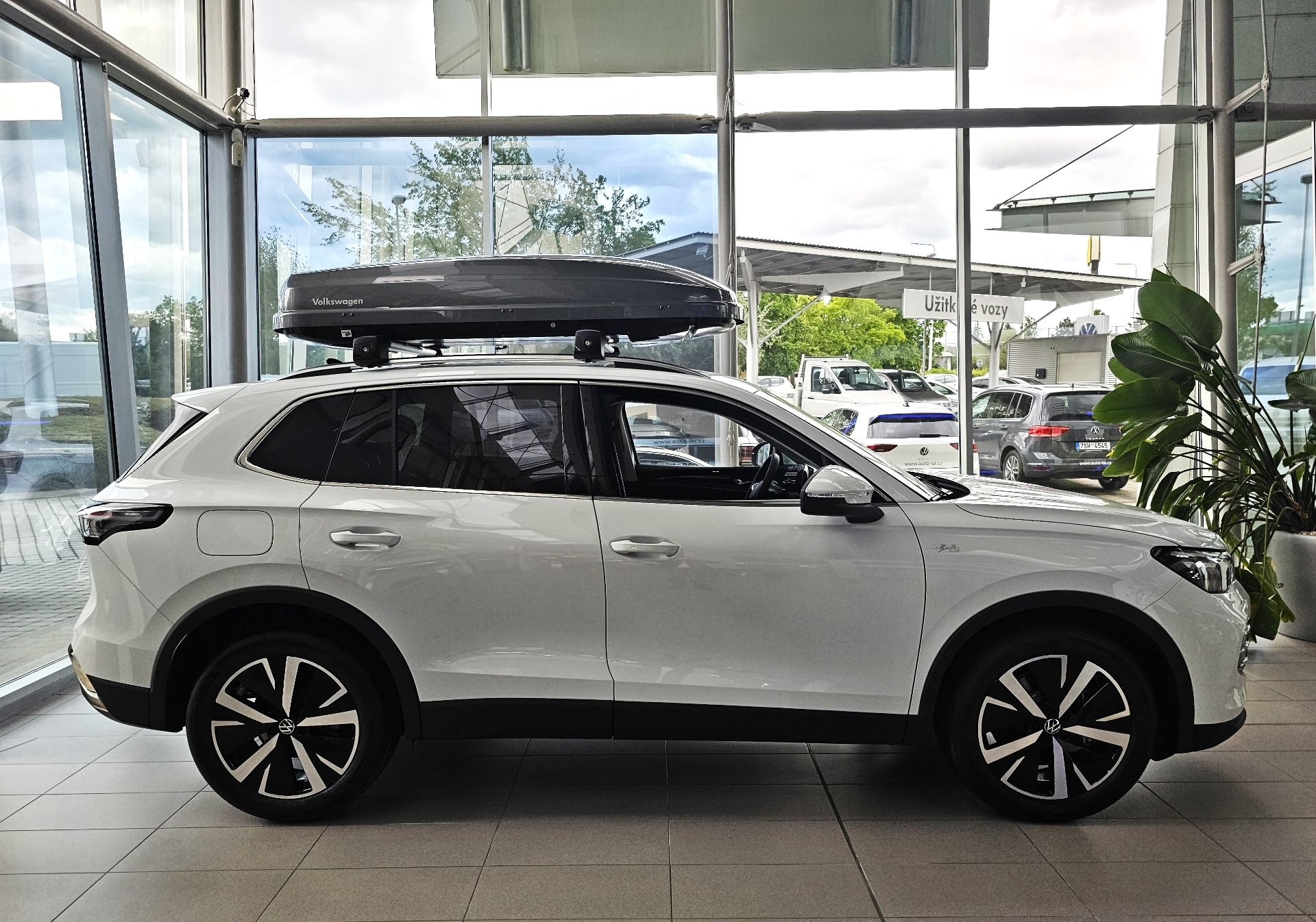 Volkswagen Tiguan, Elegance 2.0 TDI 110 kW 7DSG - fotka 3