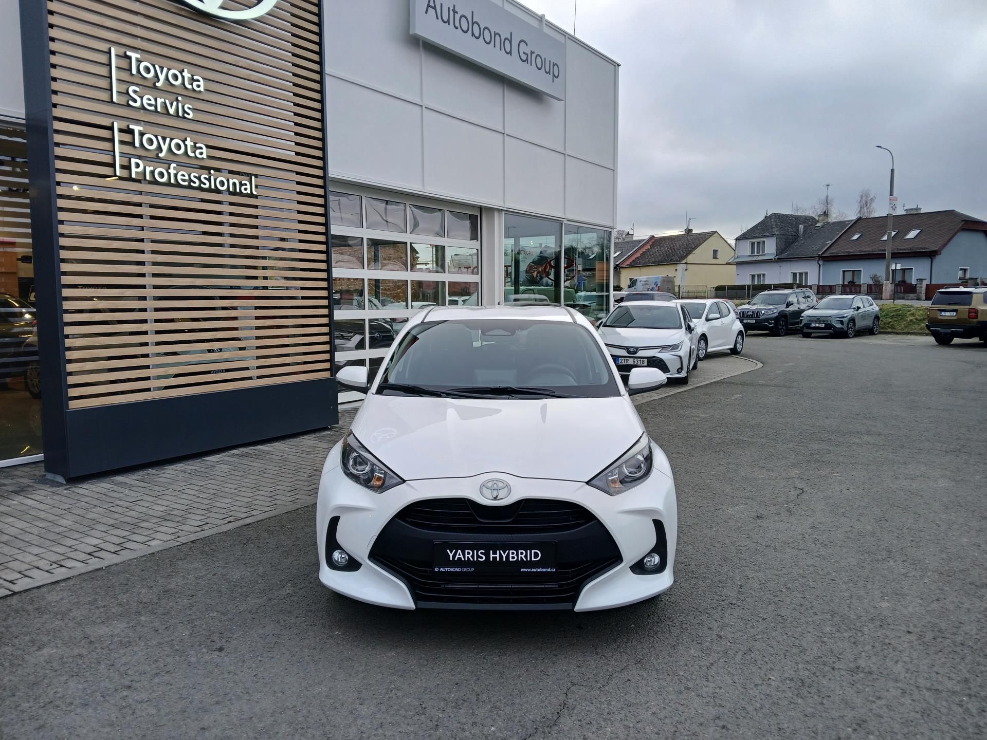 Toyota Yaris, 1.5 HEV Comfort - fotka 2