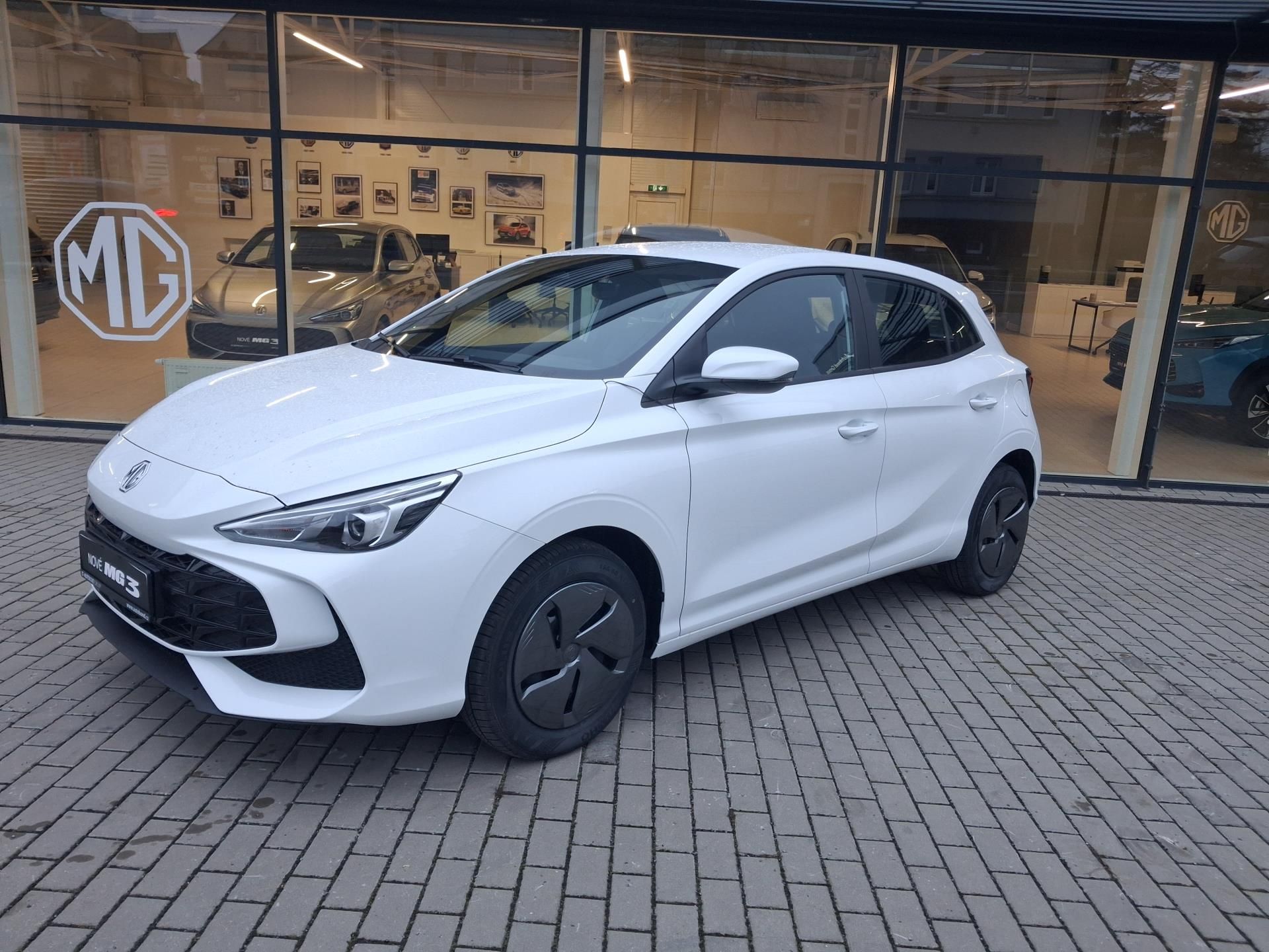 MG MG3, EXCITE 1.5 85kW 5MT 4x2