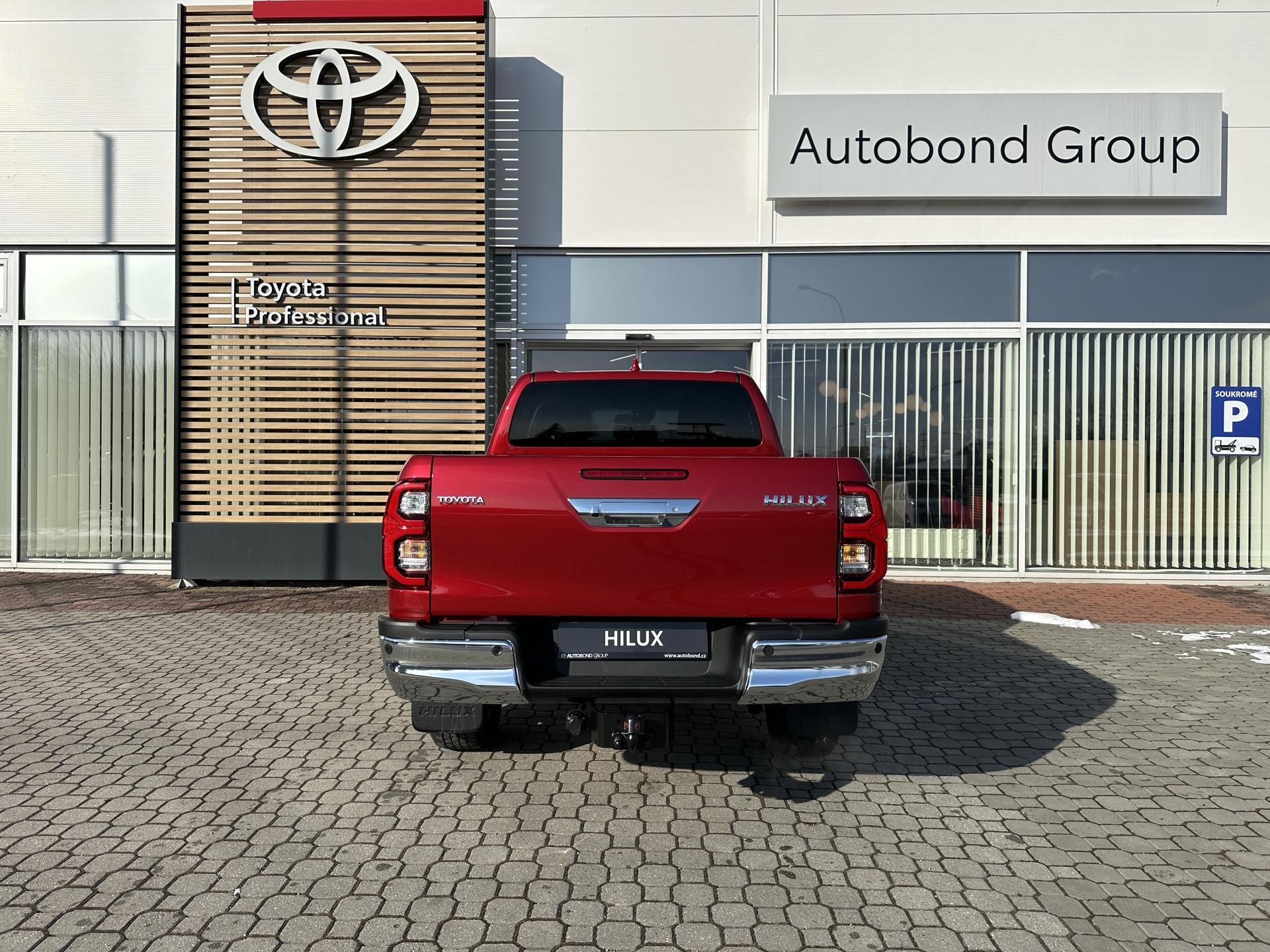 Toyota Hilux, Executive 2.8D 4D 204k 6AT 4X4 - fotka 5