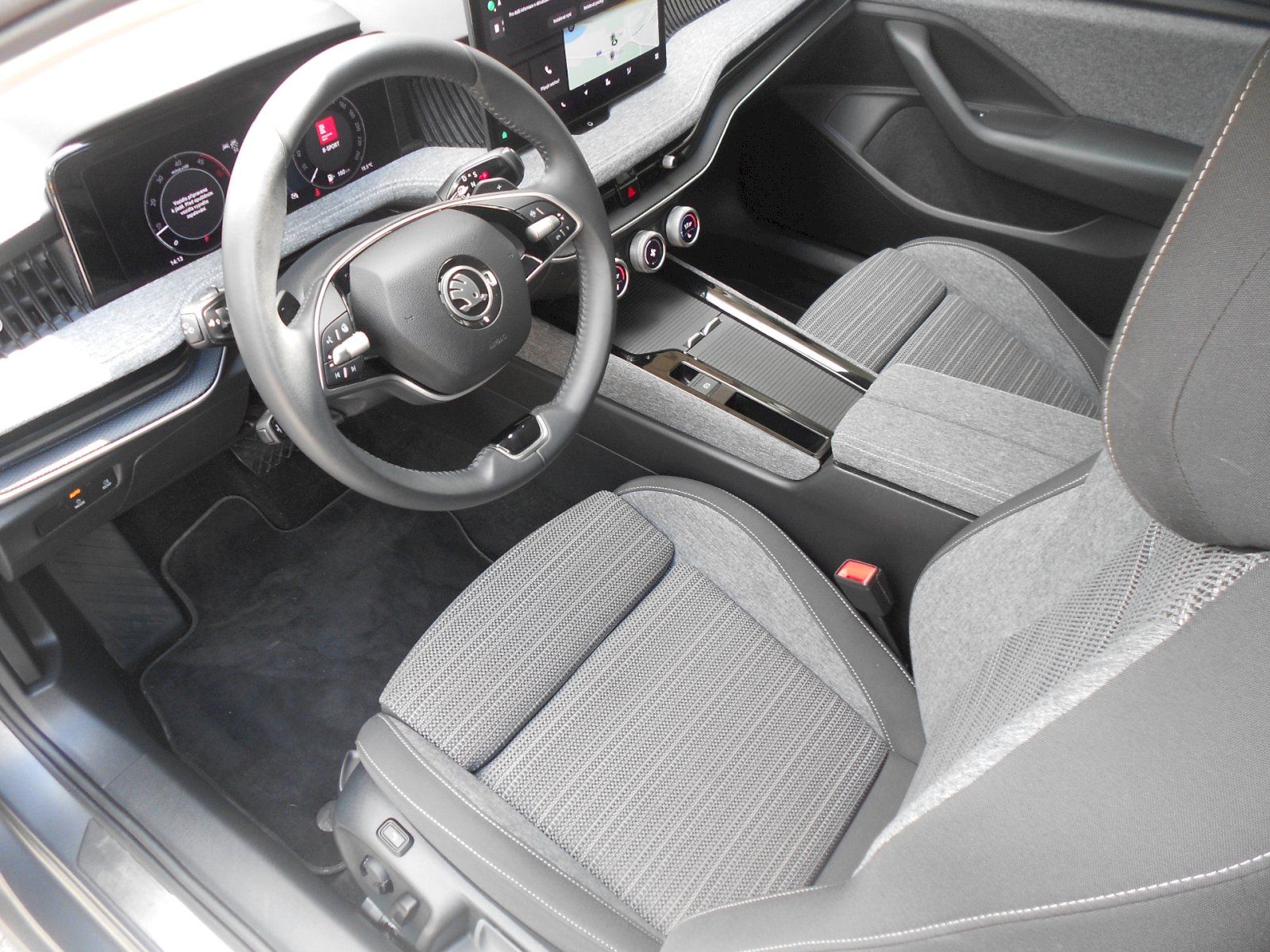 Škoda Superb, Combi IV 2.0 TDI - 110 kW, Sel - fotka 5