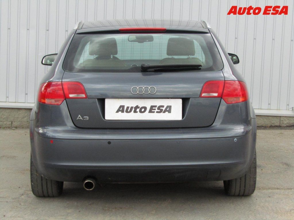 Audi A3, 1.6FSi Sportback - fotka 5