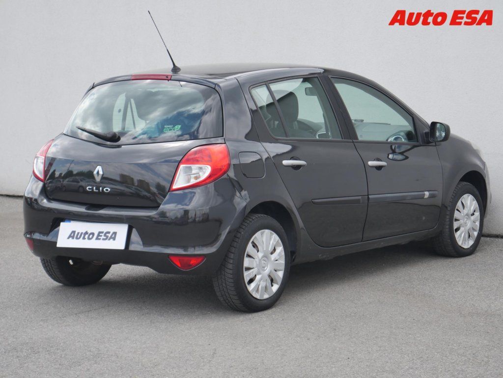 Renault Clio, 1.2i - fotka 4