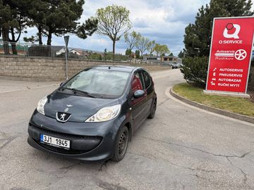 Peugeot 107 1.0i 50kw CZ