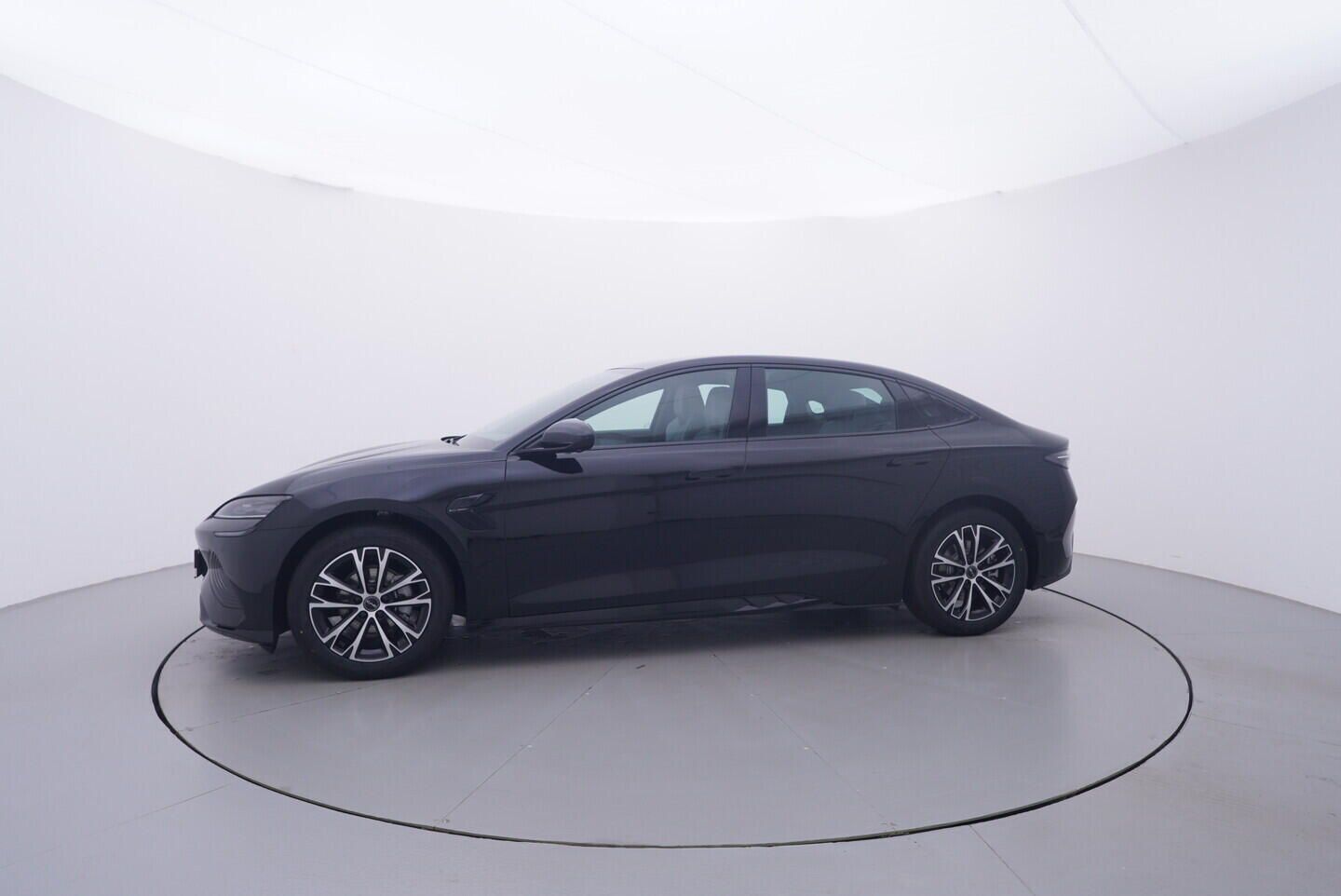 BYD Seal, Comfort  170 kW - fotka 2