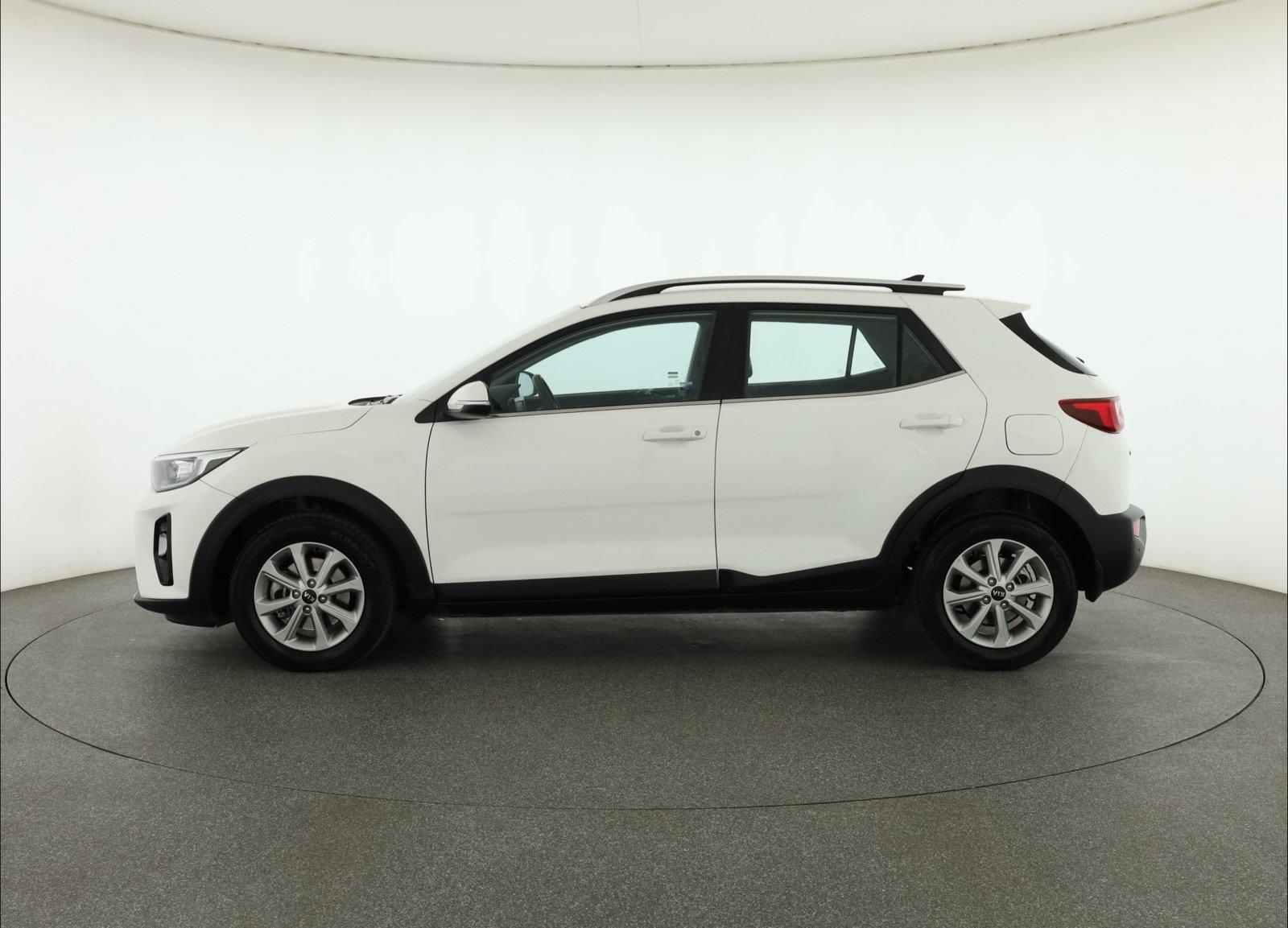 Kia Stonic, 1.0 T-GDI, Automat, ČR,1.maj - fotka 3