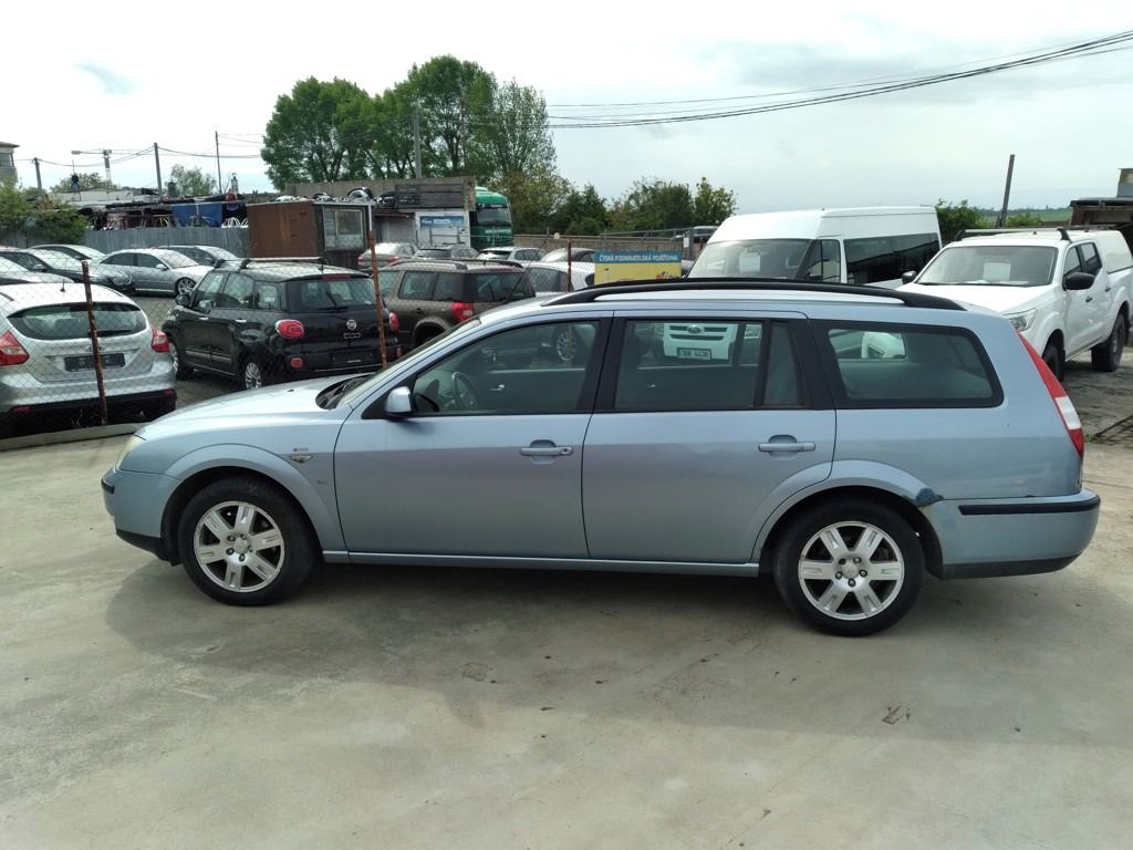 Ford Mondeo, COMBI 2.5 V6 - fotka 4