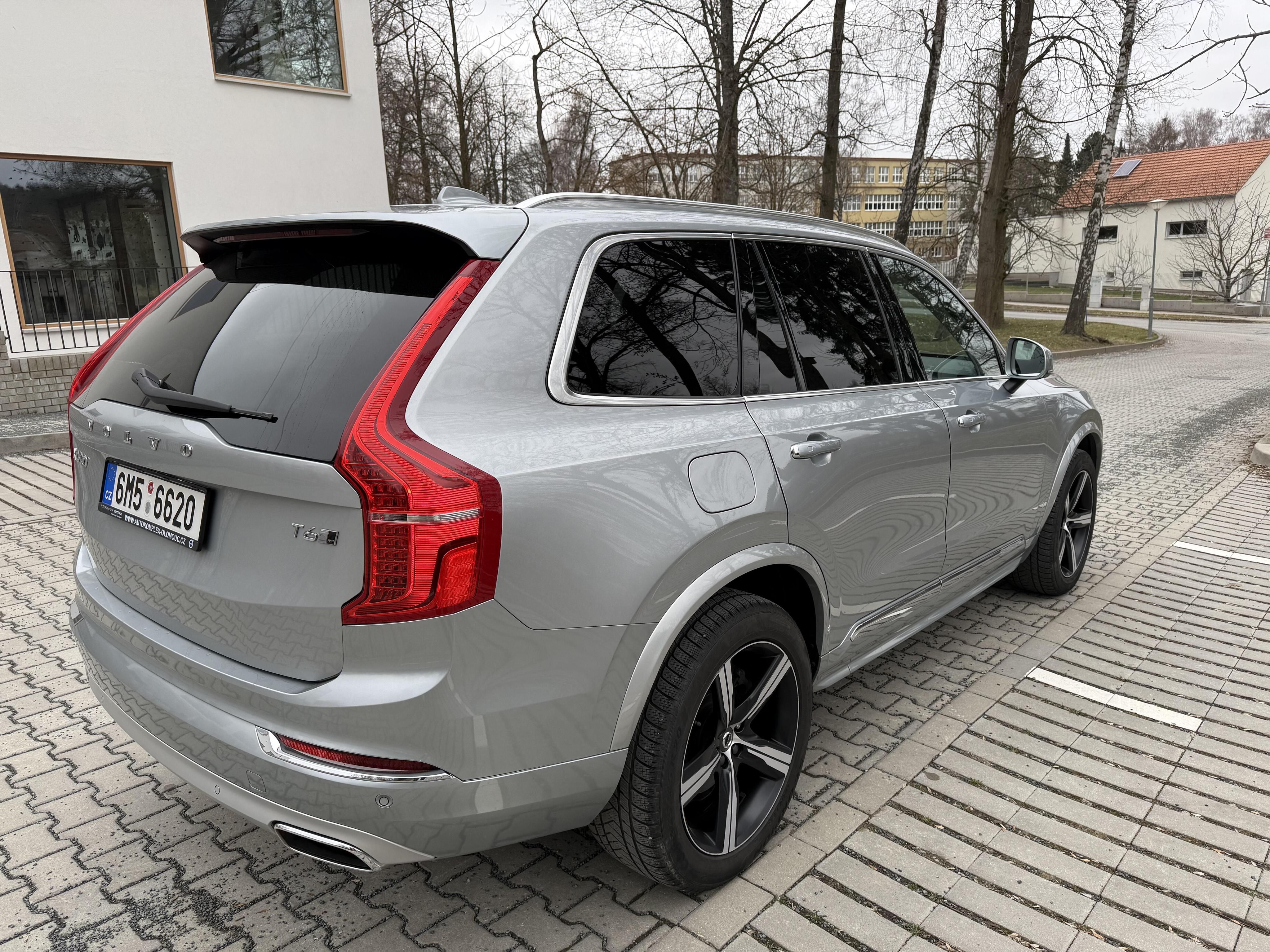 Volvo XC90, 2,0 T6 INSCR228kW*VZDUCH*7míst - fotka 4