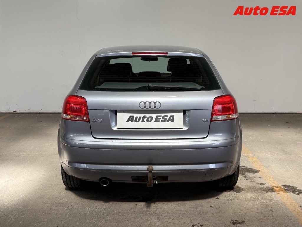 Audi A3, 1.6i - fotka 5