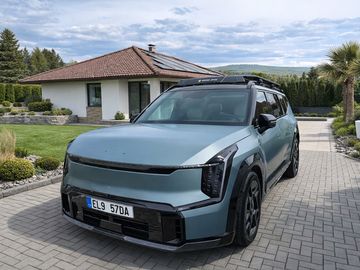 KIA EV9 GT LINE
