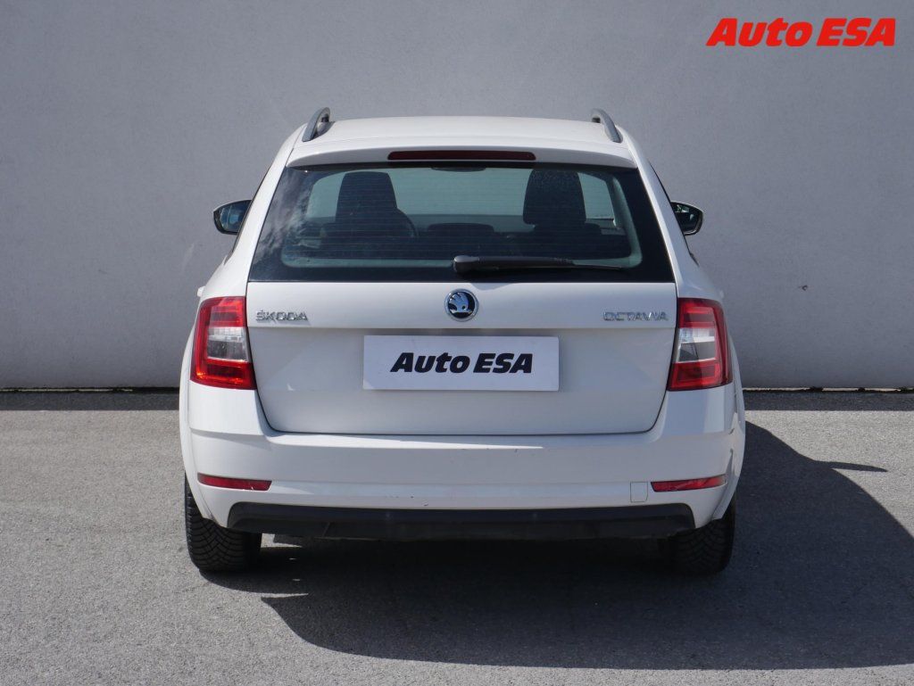 Škoda Octavia, 1.6 TDi,ČR,Ambition Fresh - fotka 5