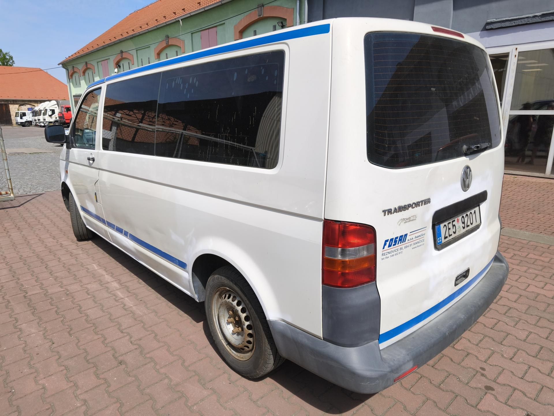 Volkswagen Transporter, T5 - fotka 3