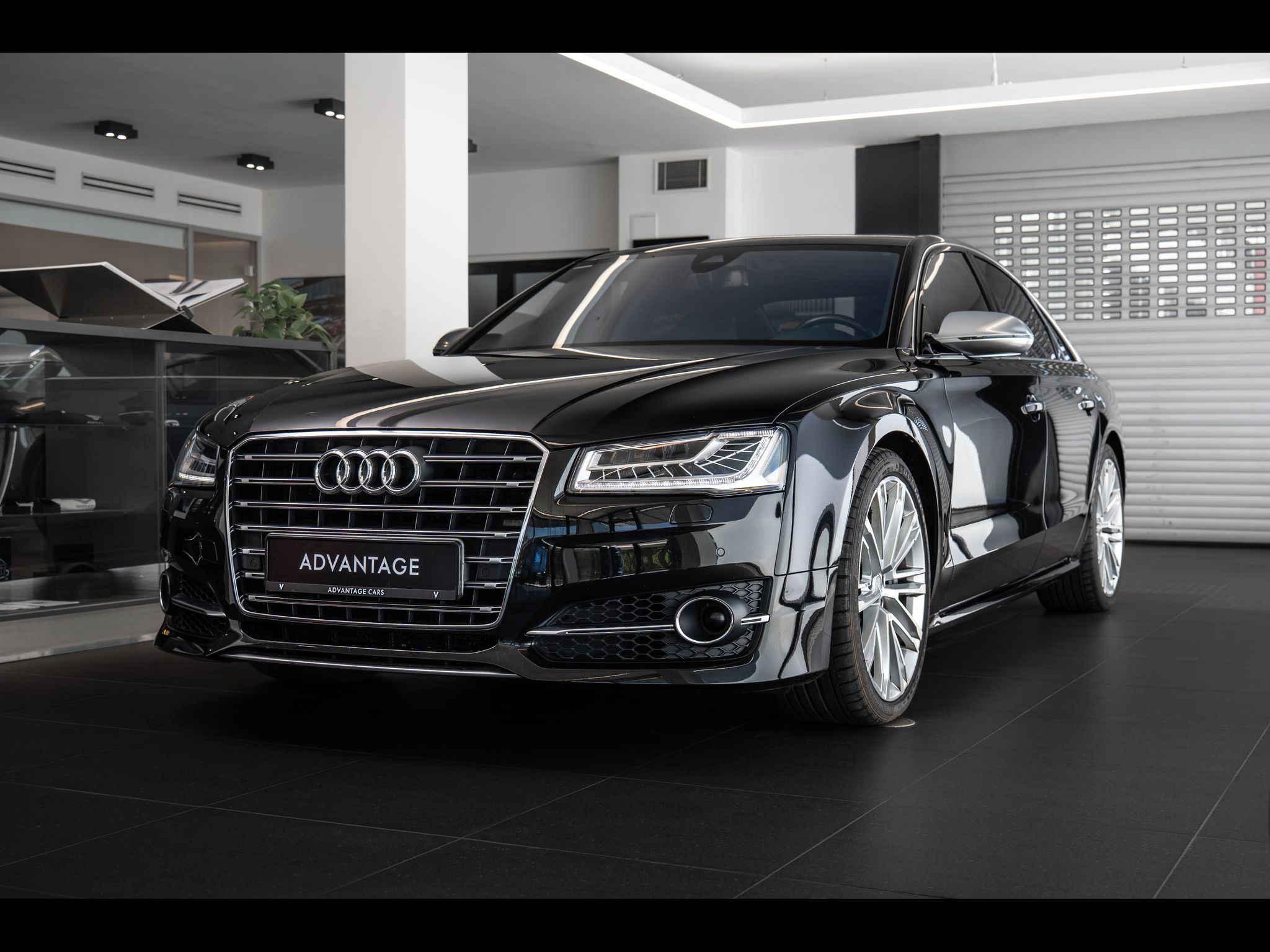 Audi S8