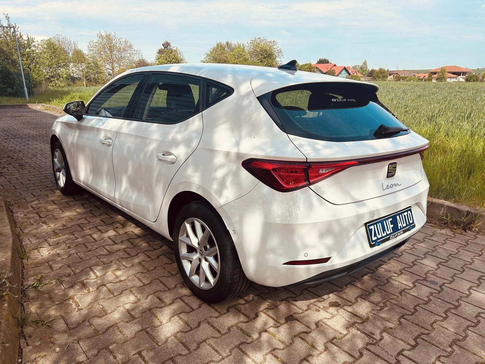 Seat Leon, 1.0 TSI - 81kW, DSG, DPH - fotka 5