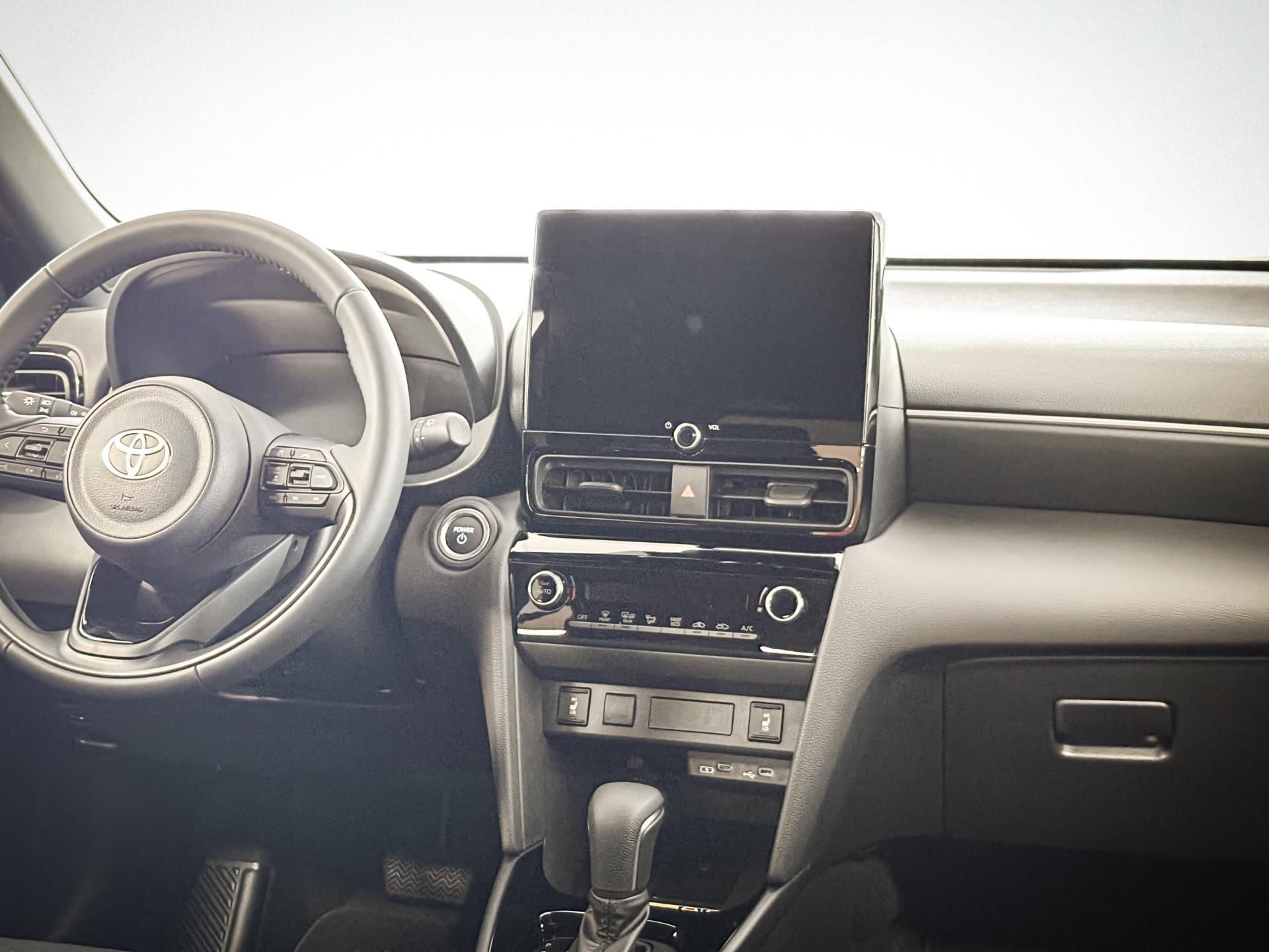Toyota Yaris Cross, 1.5 HEV, e-CVT, Comfort, 4x2 - fotka 6