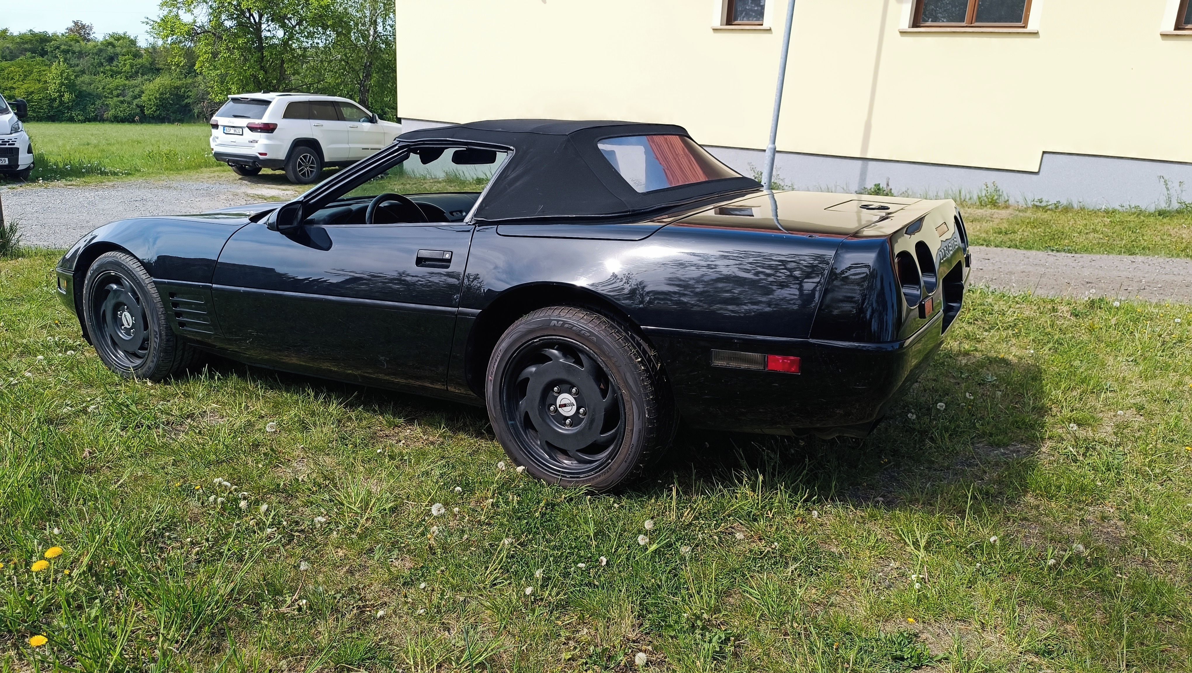 Chevrolet Corvette, 5,7L V8 C4 Cabriolet 224KW - fotka 5