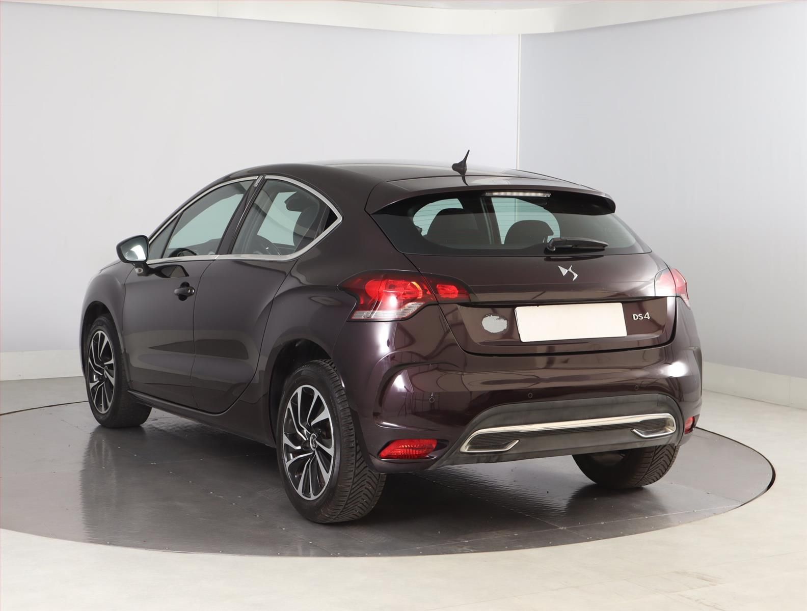 DS 4, 1.6 BlueHDi, Automat - fotka 4