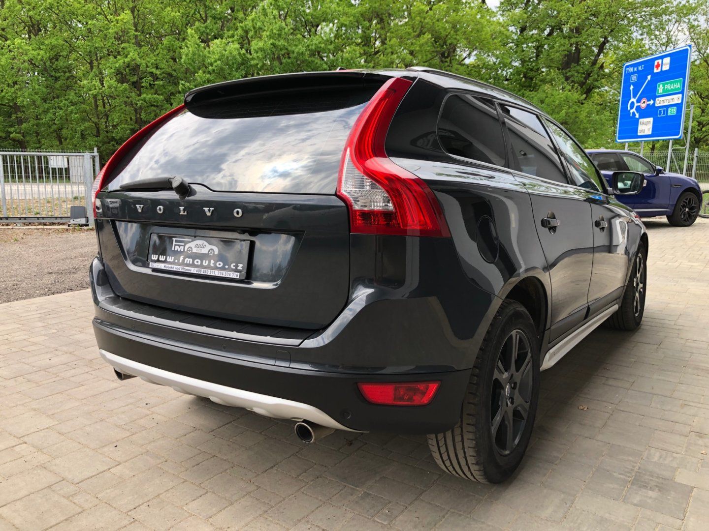 Volvo XC60, 2.4 D5 AWD - fotka 5