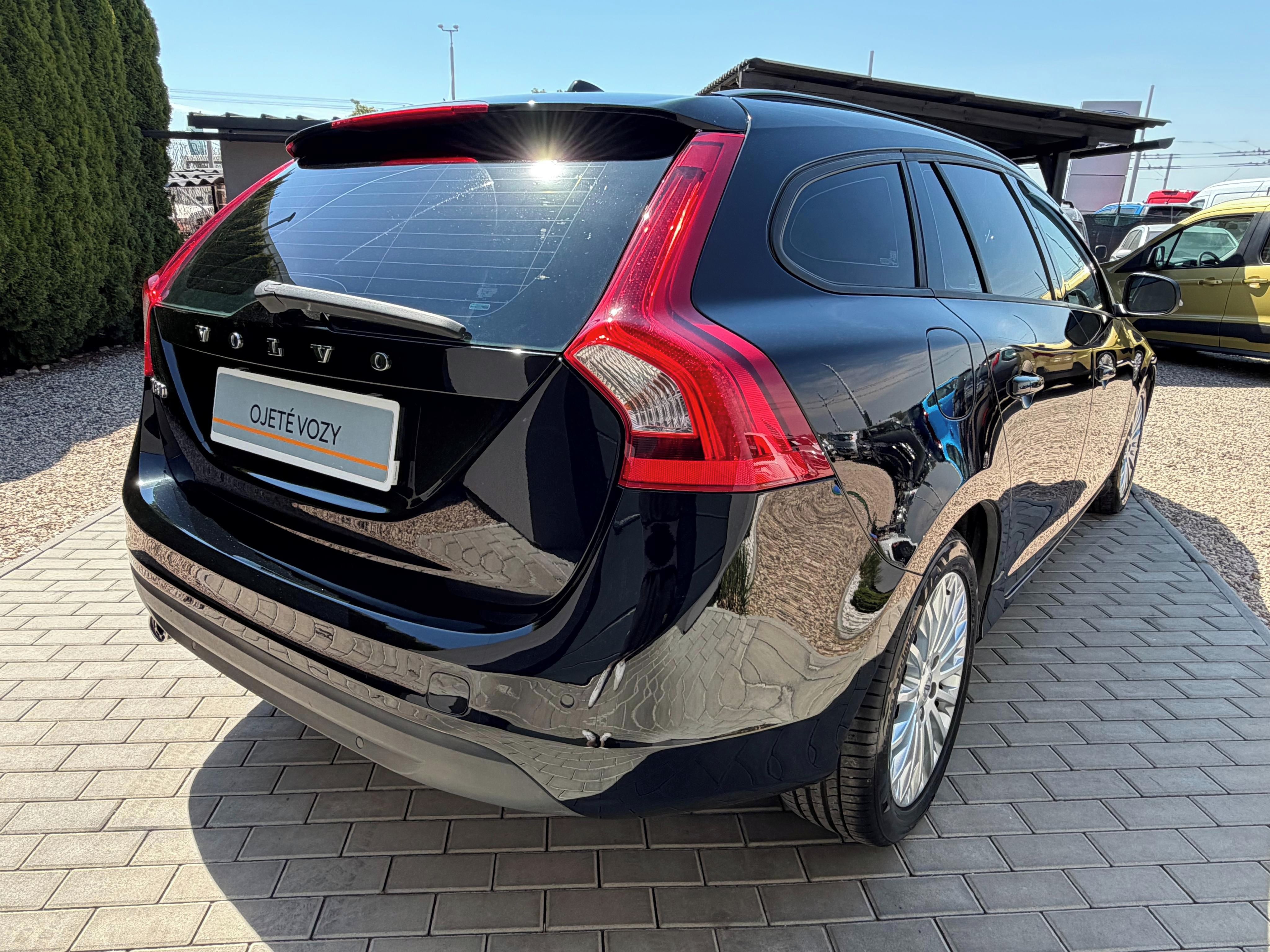 Volvo V60, 1.6 D 84KW, Nové ROZVODY - fotka 4
