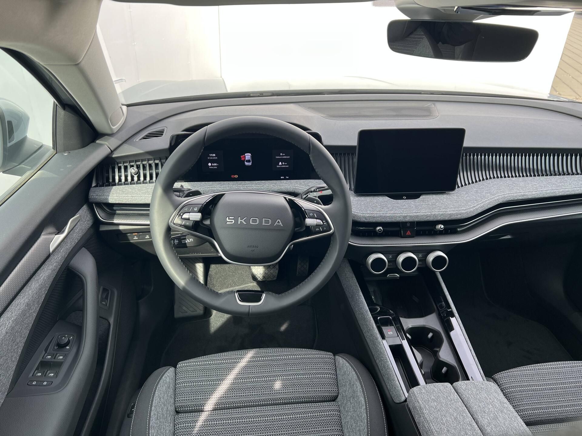 Škoda Superb, Selection 7DSG 2,0TDI - fotka 3