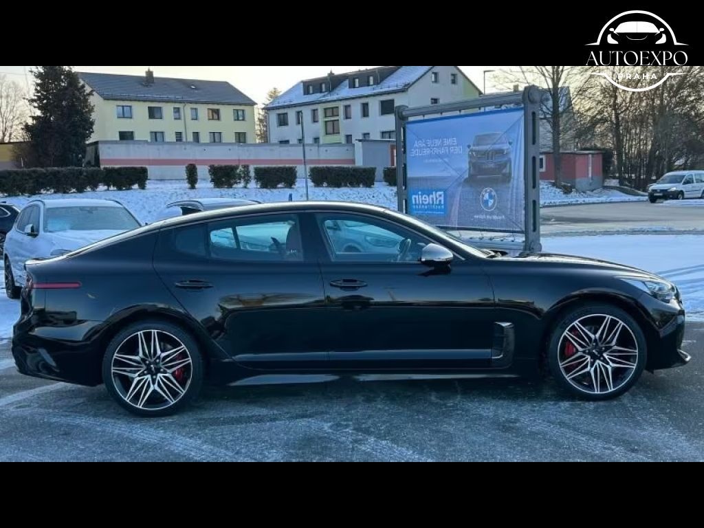 Kia Stinger, 3.3 T-GDI AWD GT - fotka 4