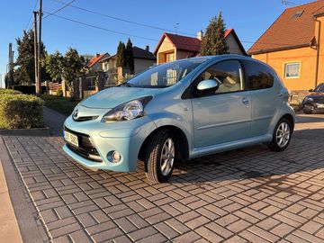 1.0 VVT-i