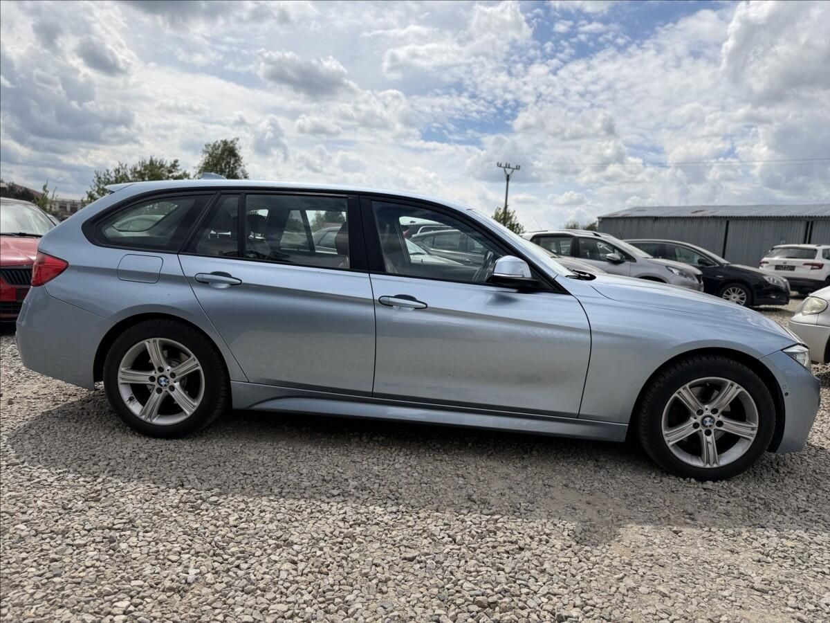 BMW Řada 3, 2,0 XDRIVE NAVI,LED,PANO,DPH - fotka 4