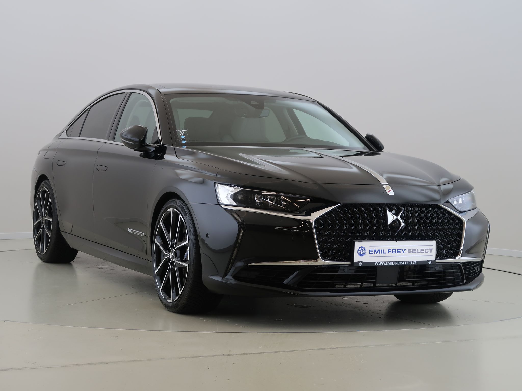 DS 9, 1.6 PHEV 360 4x4 OPERA PREMIUM - fotka 3