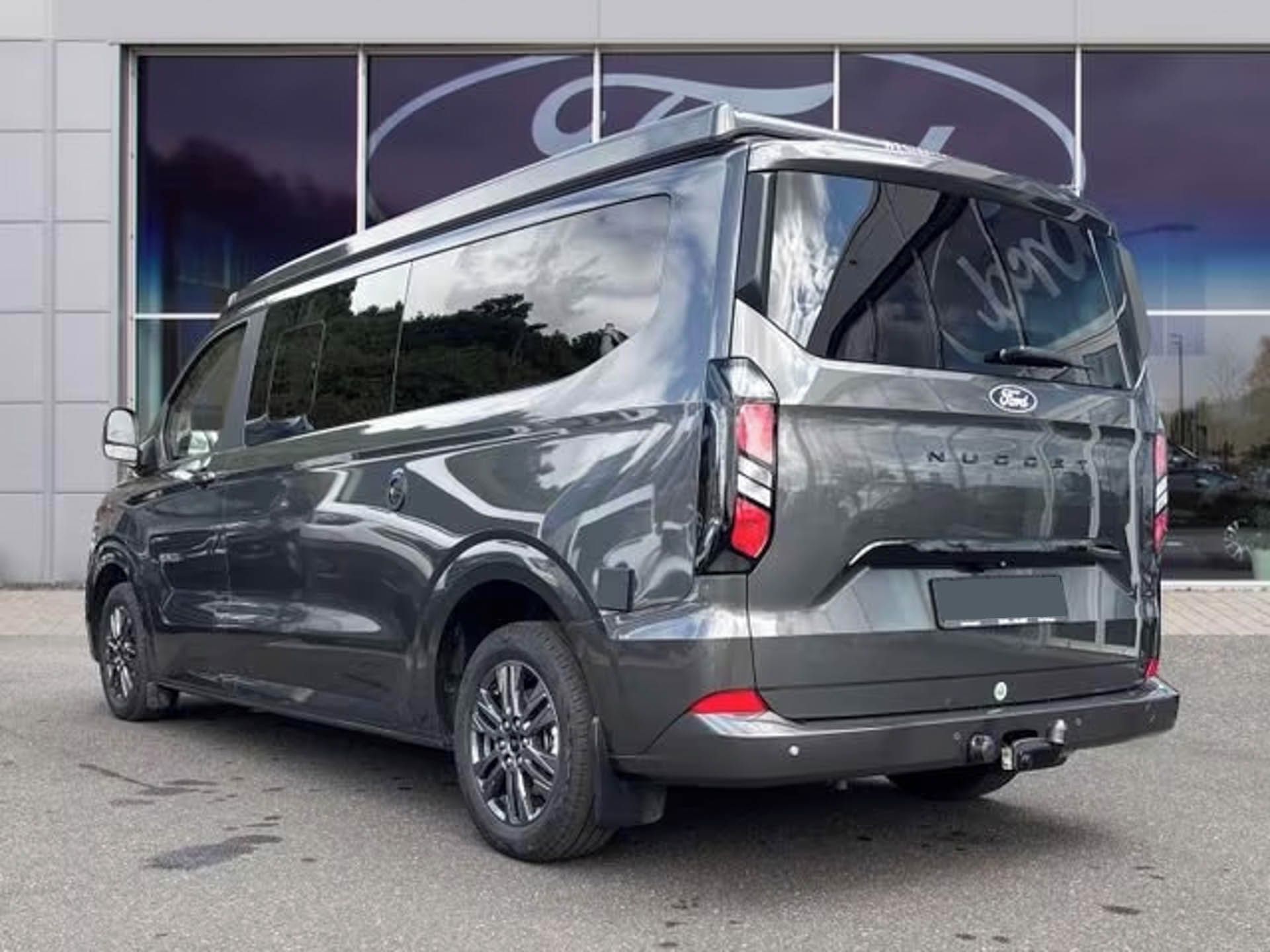 Ford Tourneo Custom, Nugget Titanium 320 L2 - fotka 4