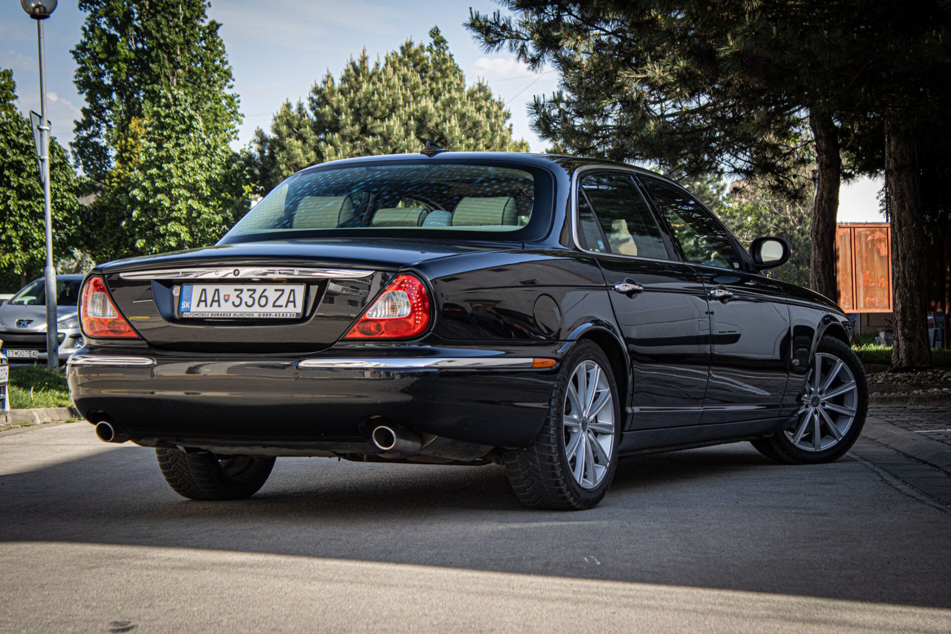 Jaguar XJ - fotka 5