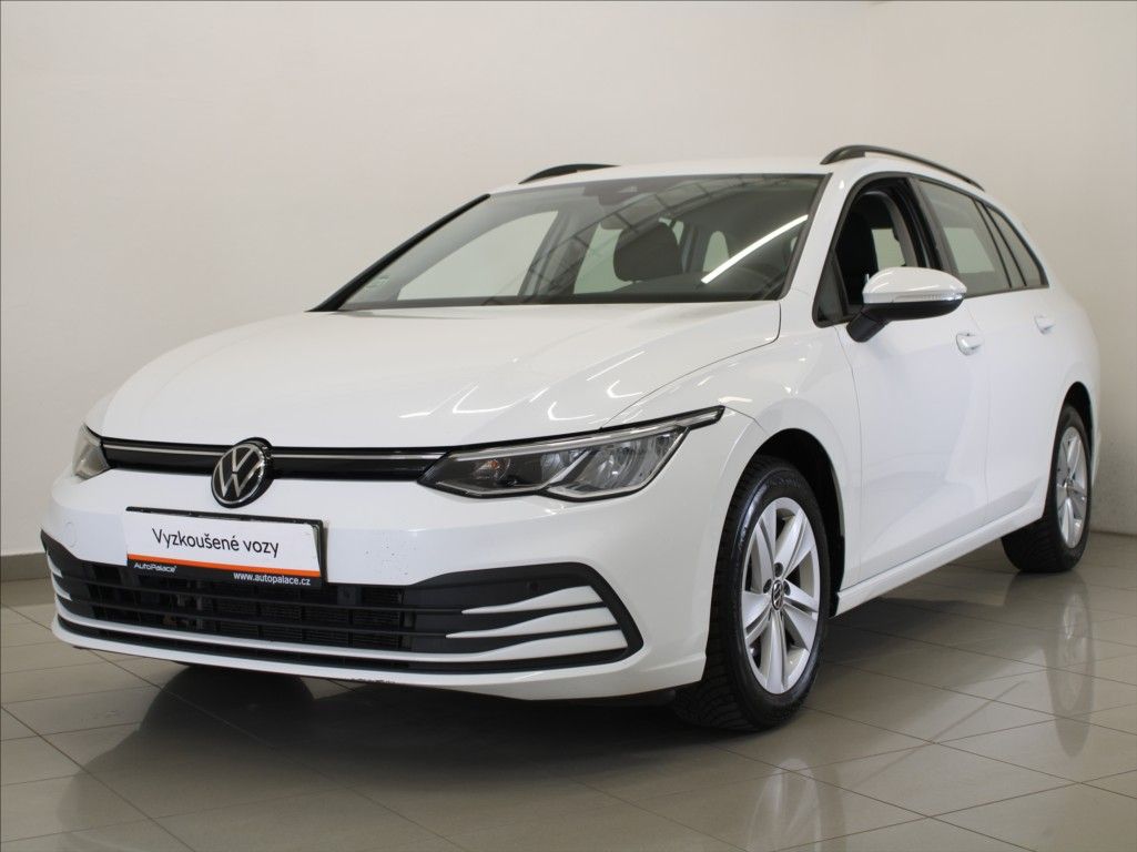 Volkswagen Golf, 1,0 TSi 81kW Life Var.128tkm.Č