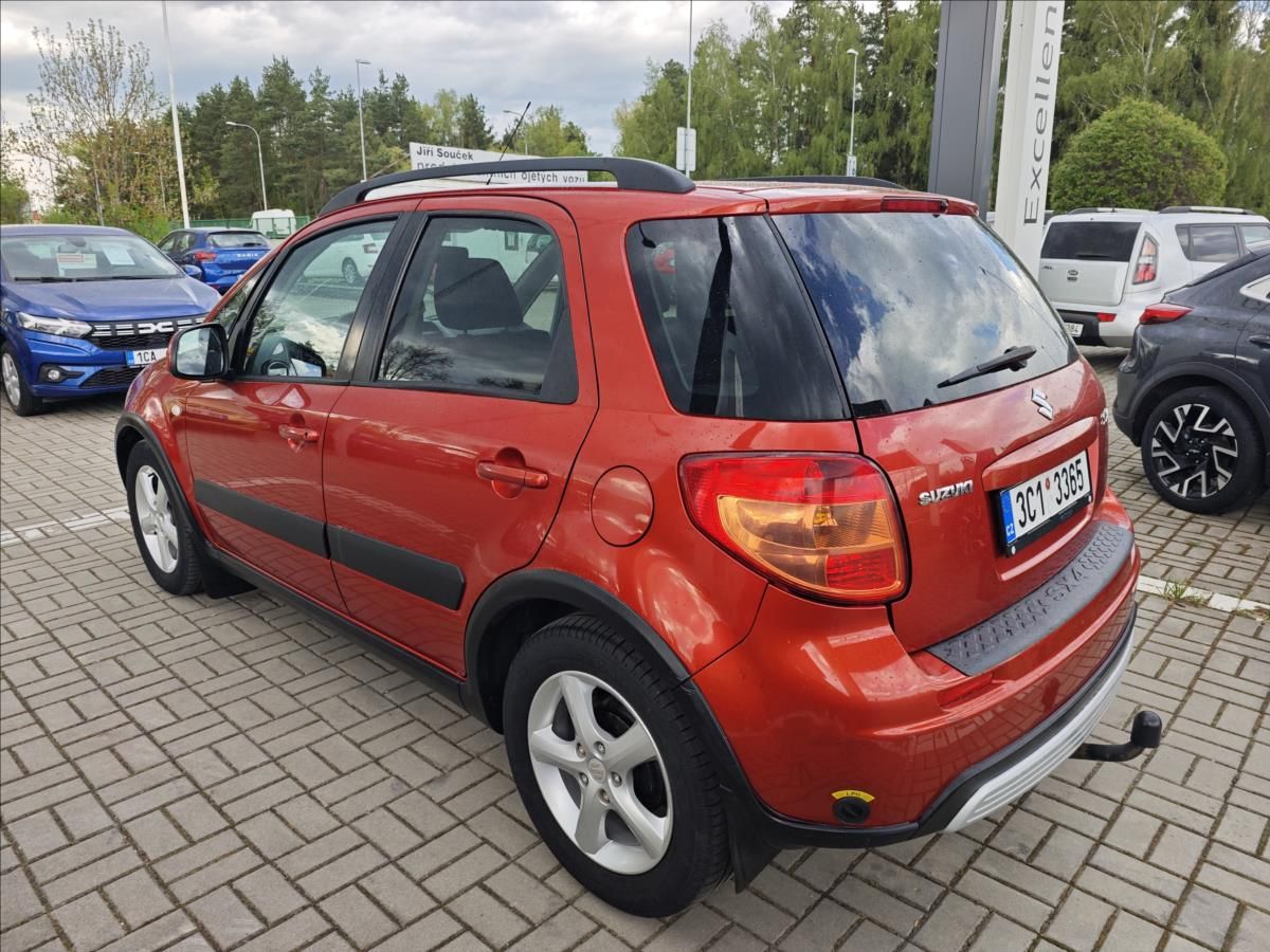 Suzuki SX4, 1,5 i LPG  GLX - fotka 4