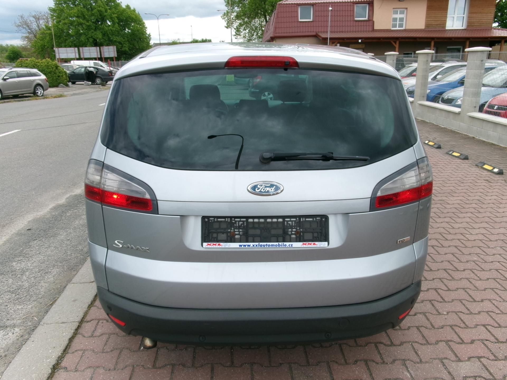 Ford S-MAX, 2,0TDCi PANORAMA AC TEMP - fotka 5