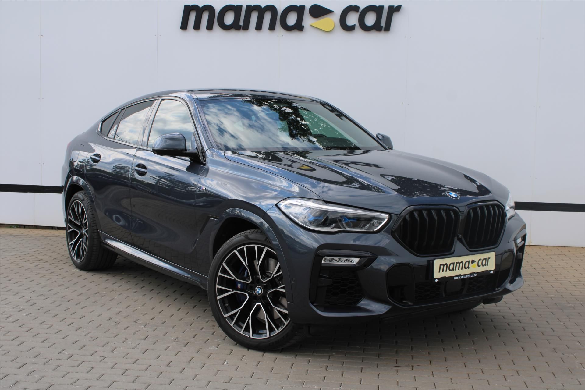 BMW X6, xDrive M50d 294kW LASER DPH ČR