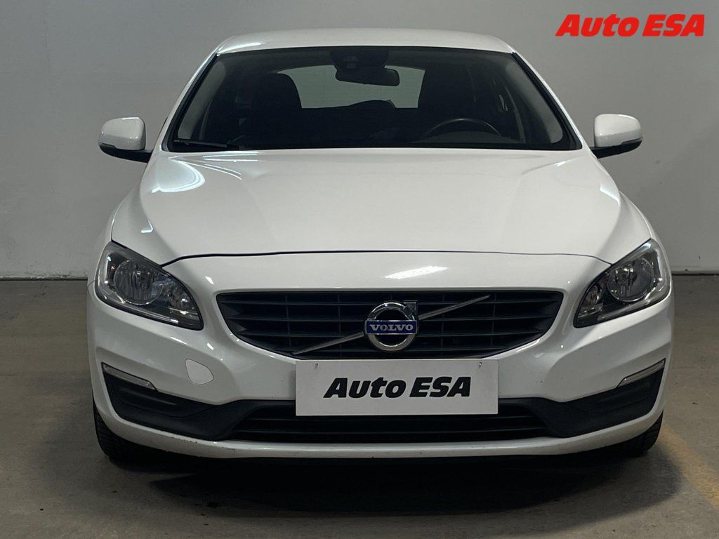 Volvo V60, 2.0d,ČR - fotka 2